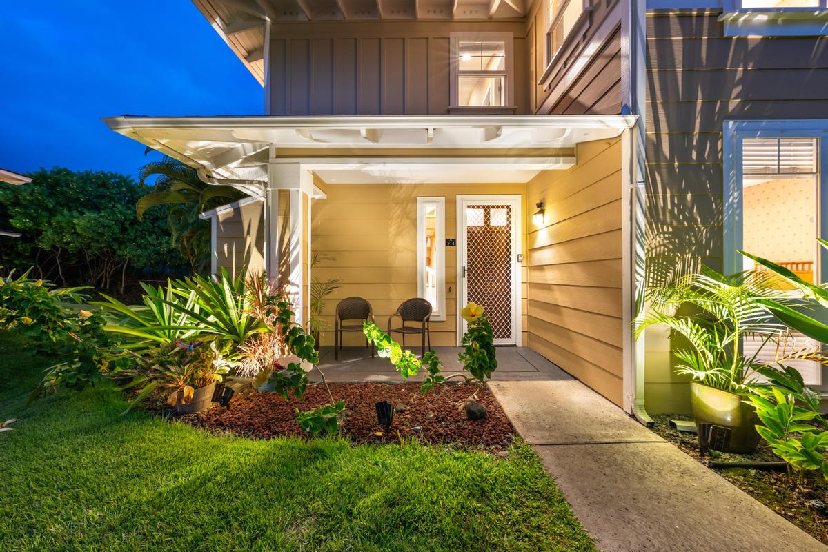 75-6060 KUAKINI HWY F4