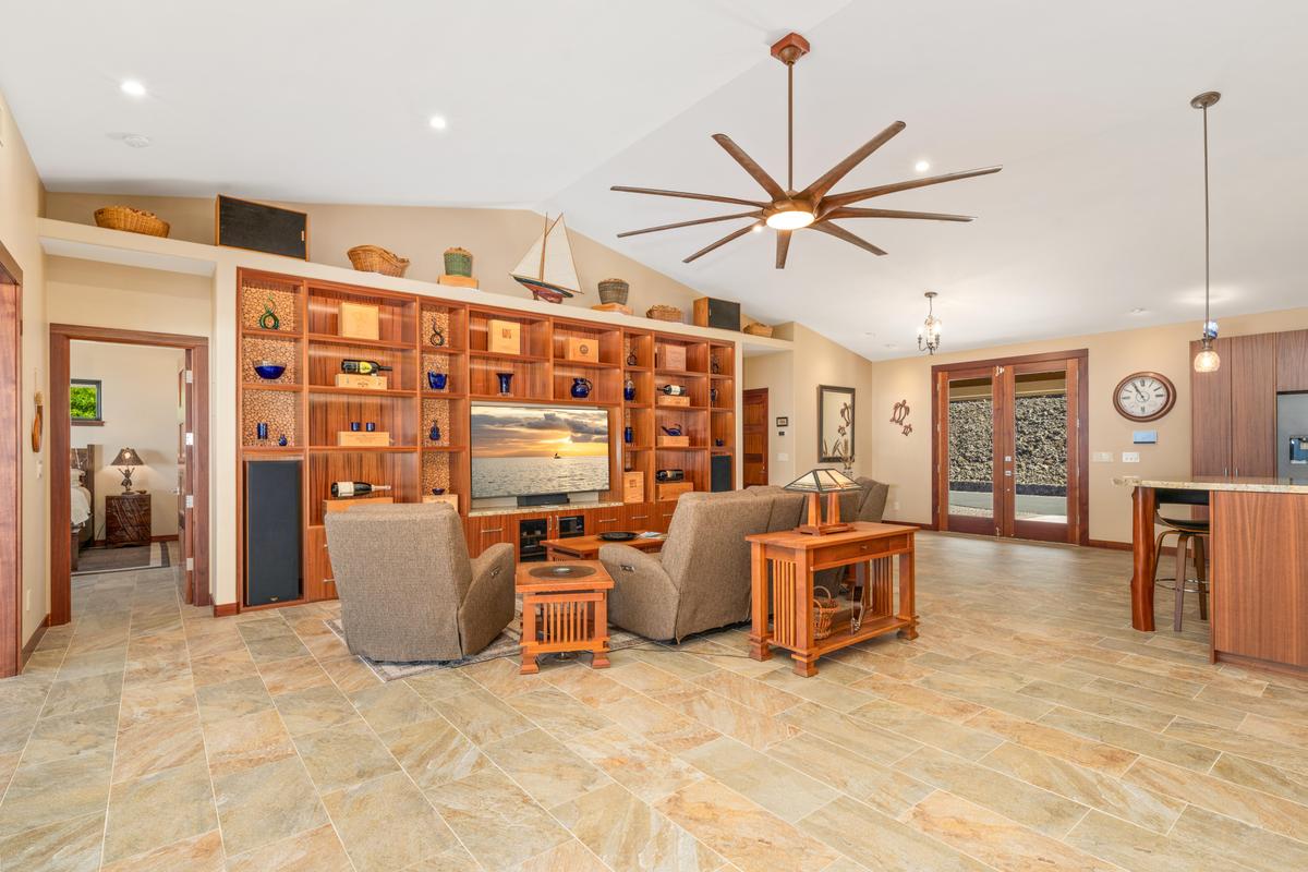 74-4735 KAIANIANI PL