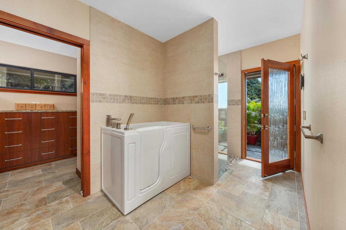 74-4735 KAIANIANI PL