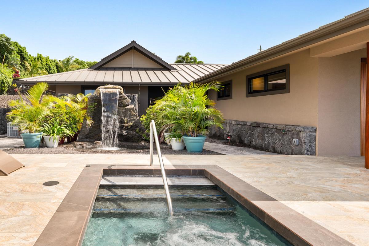 74-4735 KAIANIANI PL