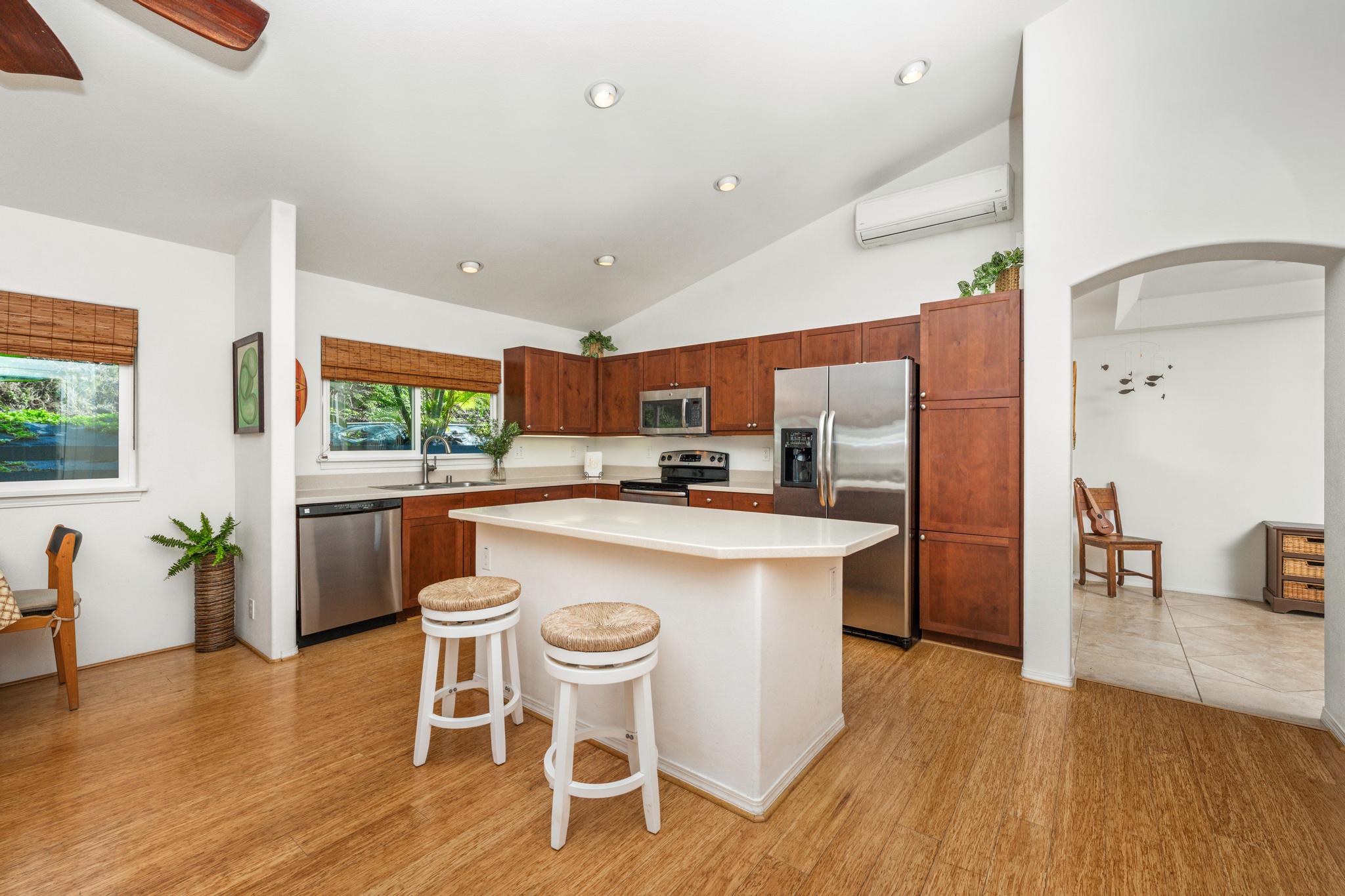 75-647 OPIKANALANI PL