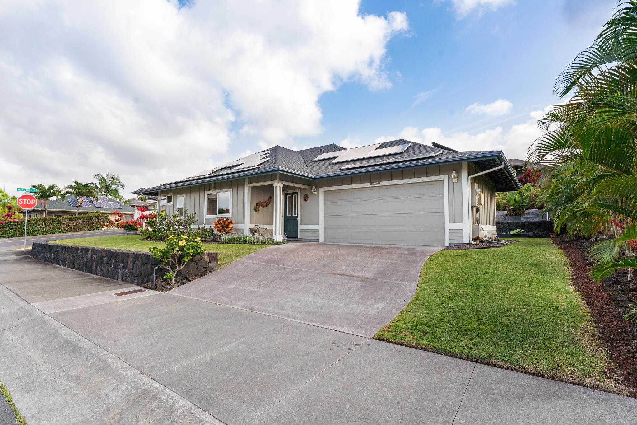 75-647 OPIKANALANI PL