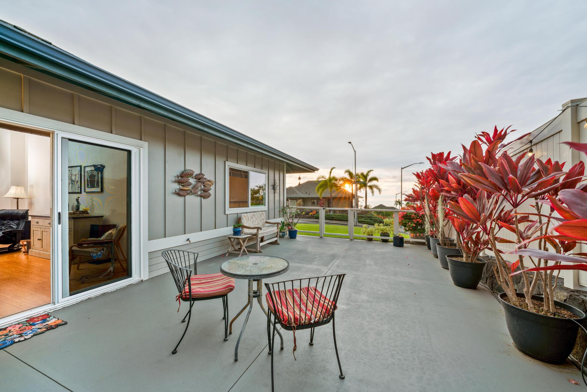 75-647 OPIKANALANI PL