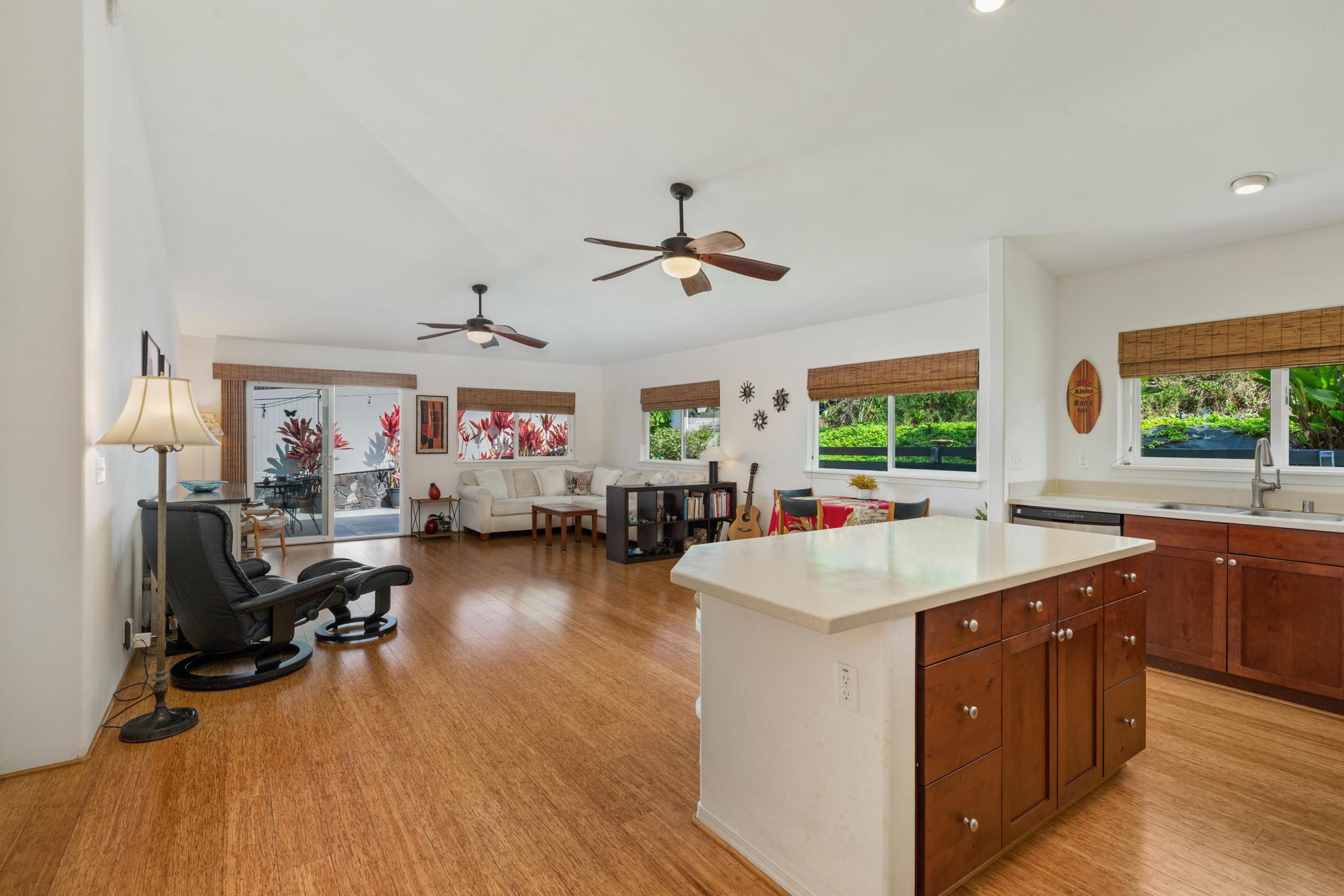 75-647 OPIKANALANI PL