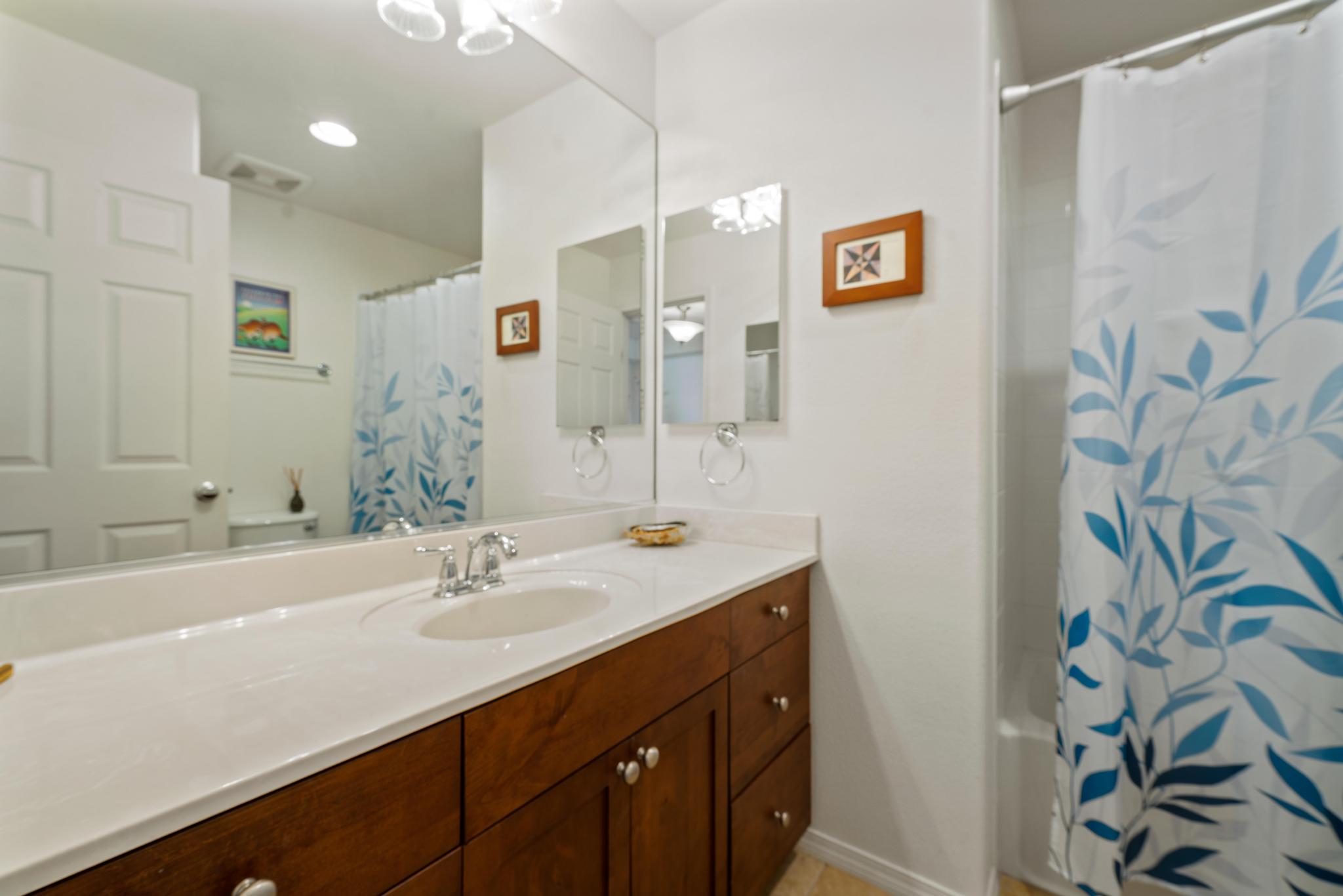 75-647 OPIKANALANI PL