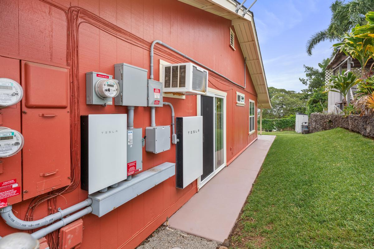 76-6119 ROYAL POINCIANA WAY 23A