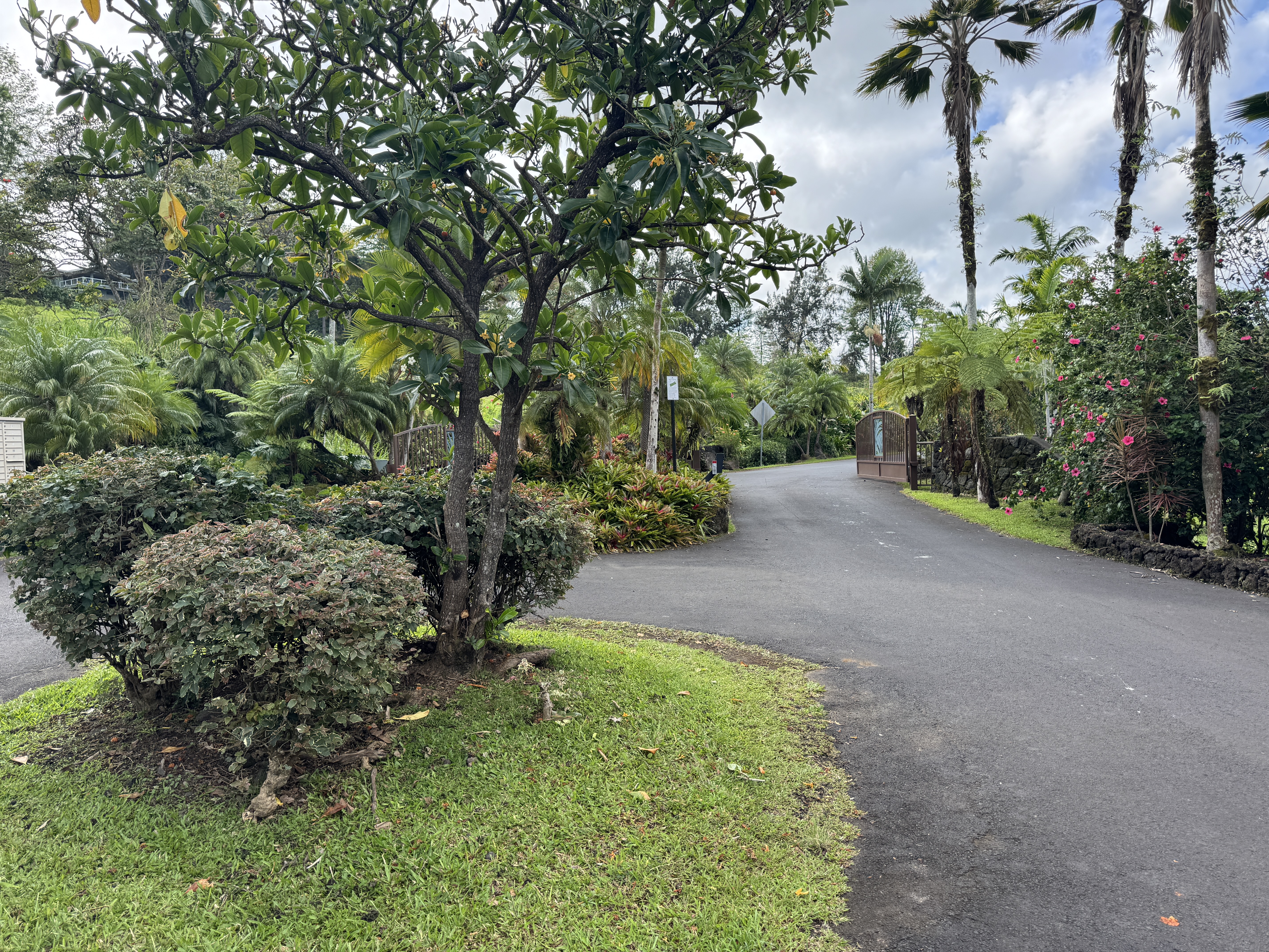 75-1306 KEOPU MAUKA DR