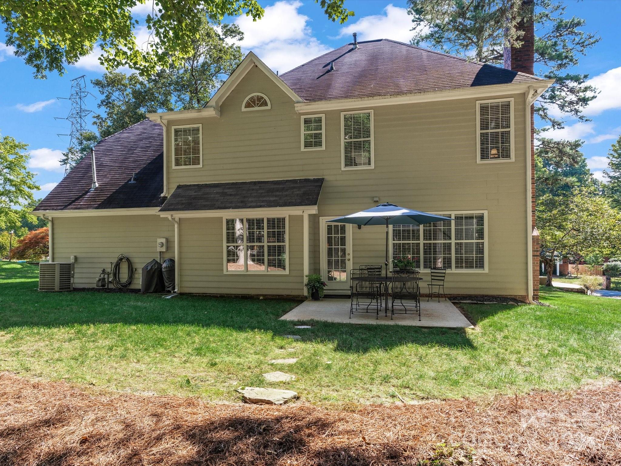2811 Bathgate Lane