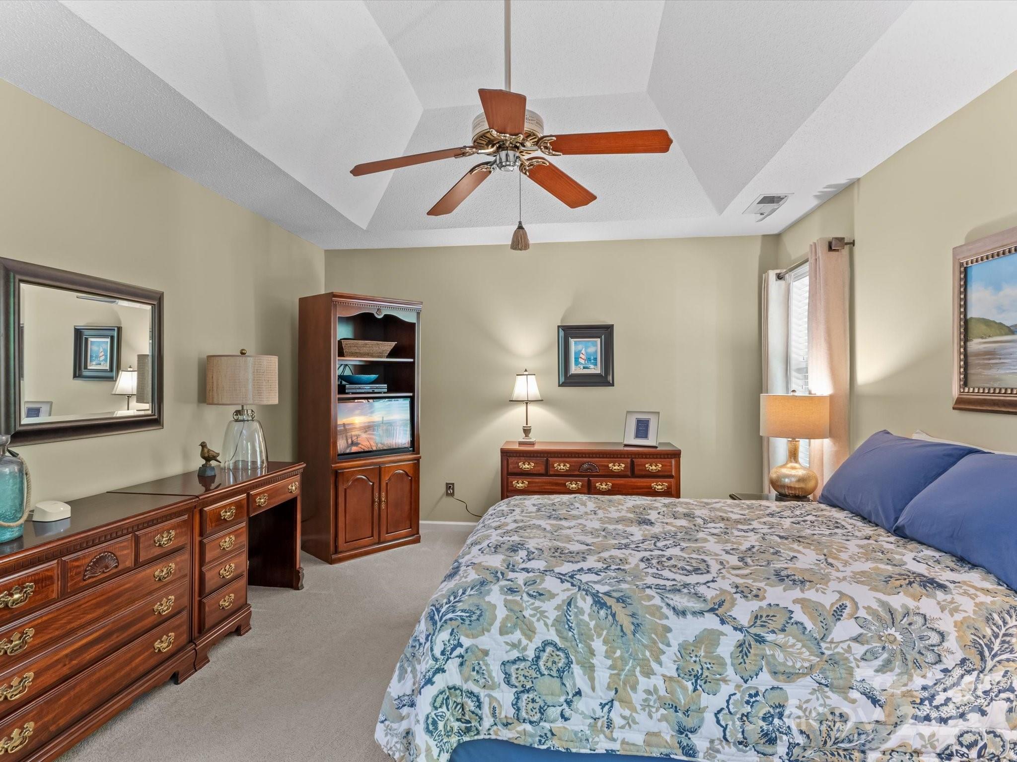 2811 Bathgate Lane