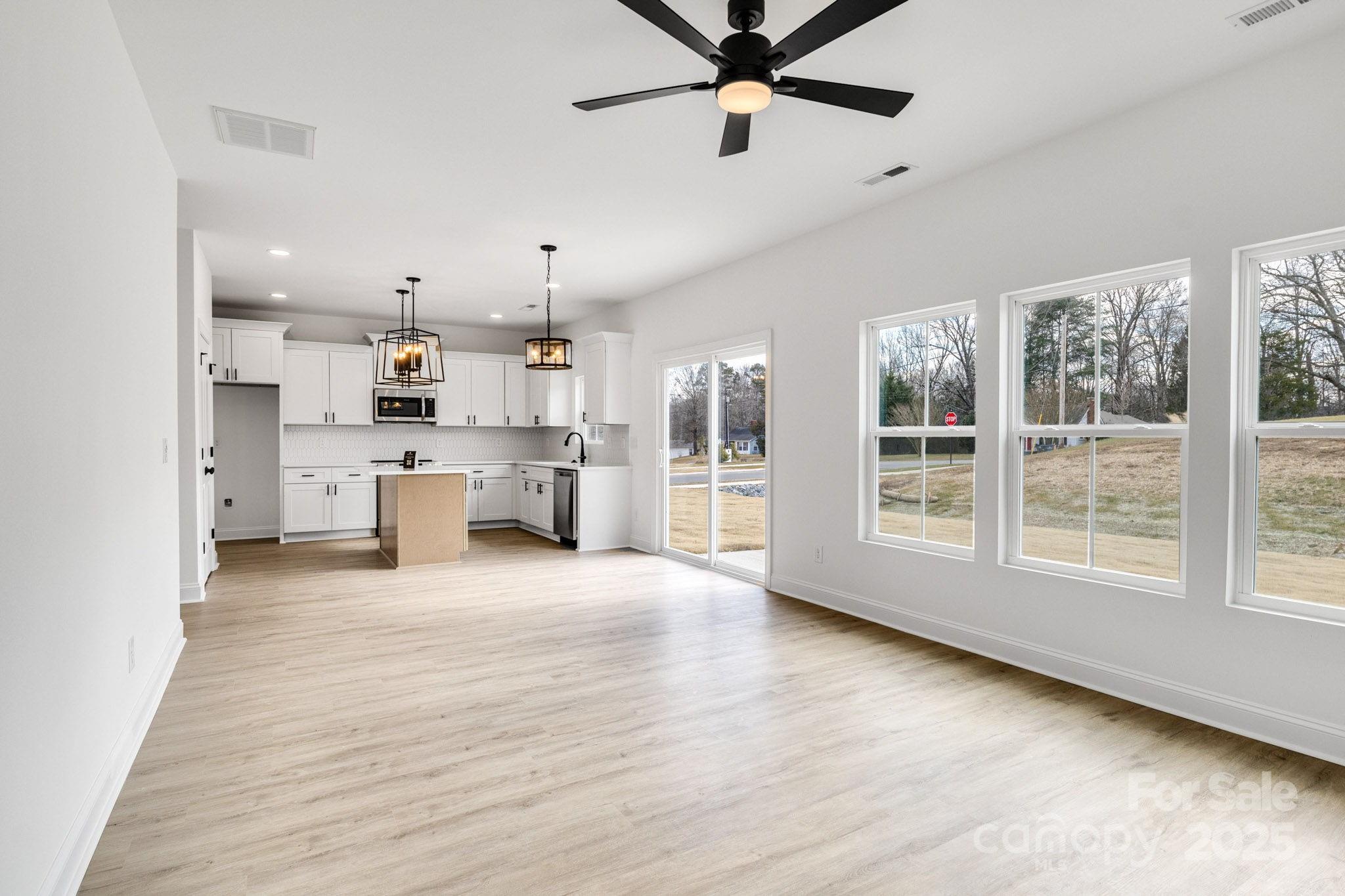 3070 Swallowtail Lane