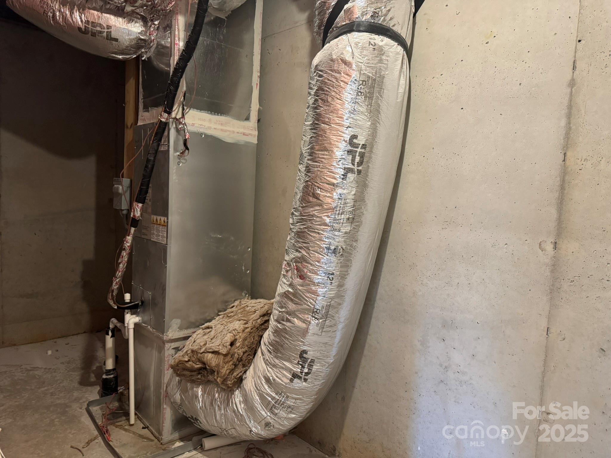 121 High Rock Court Unit: 08