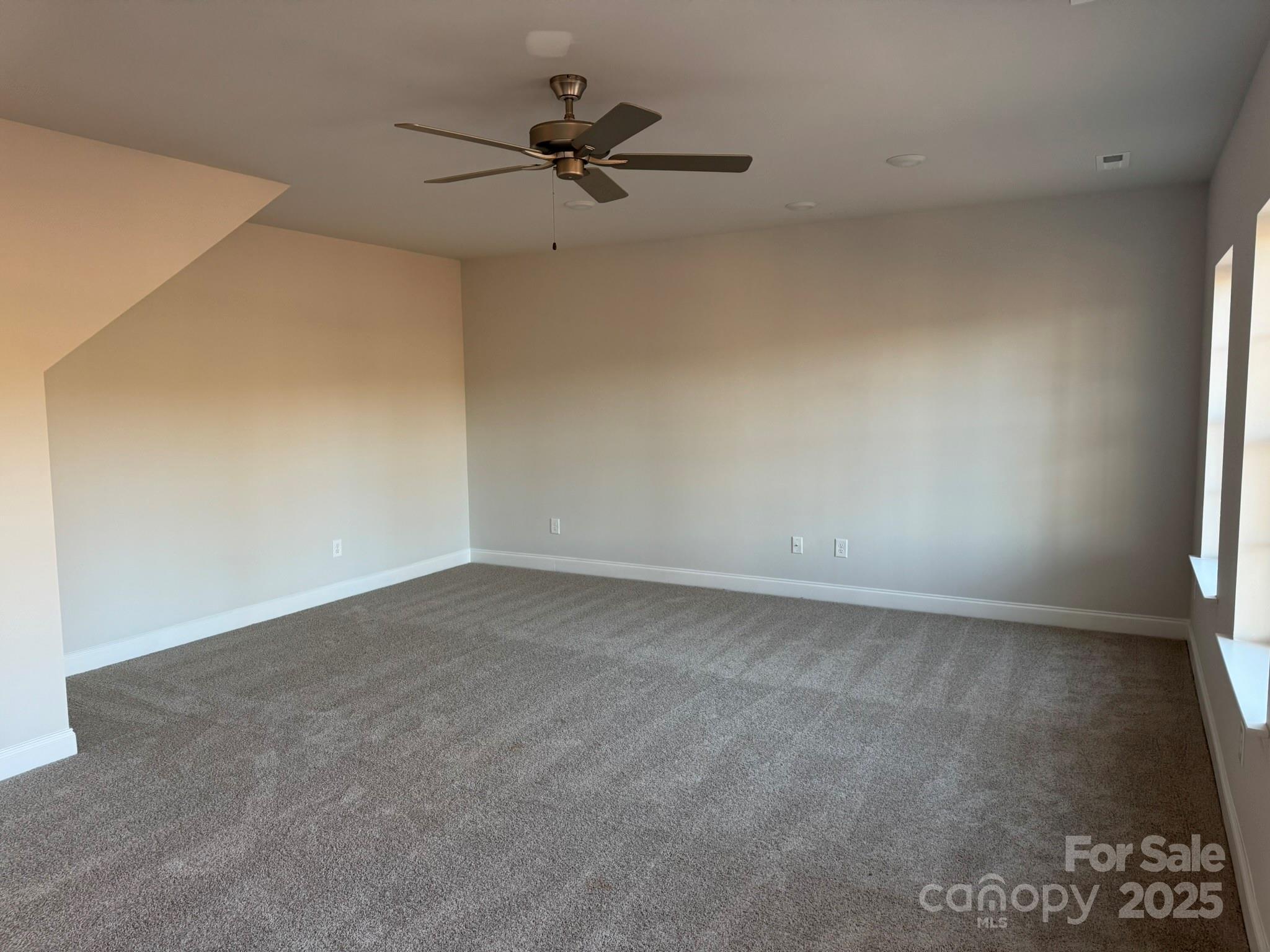 121 High Rock Court Unit: 08