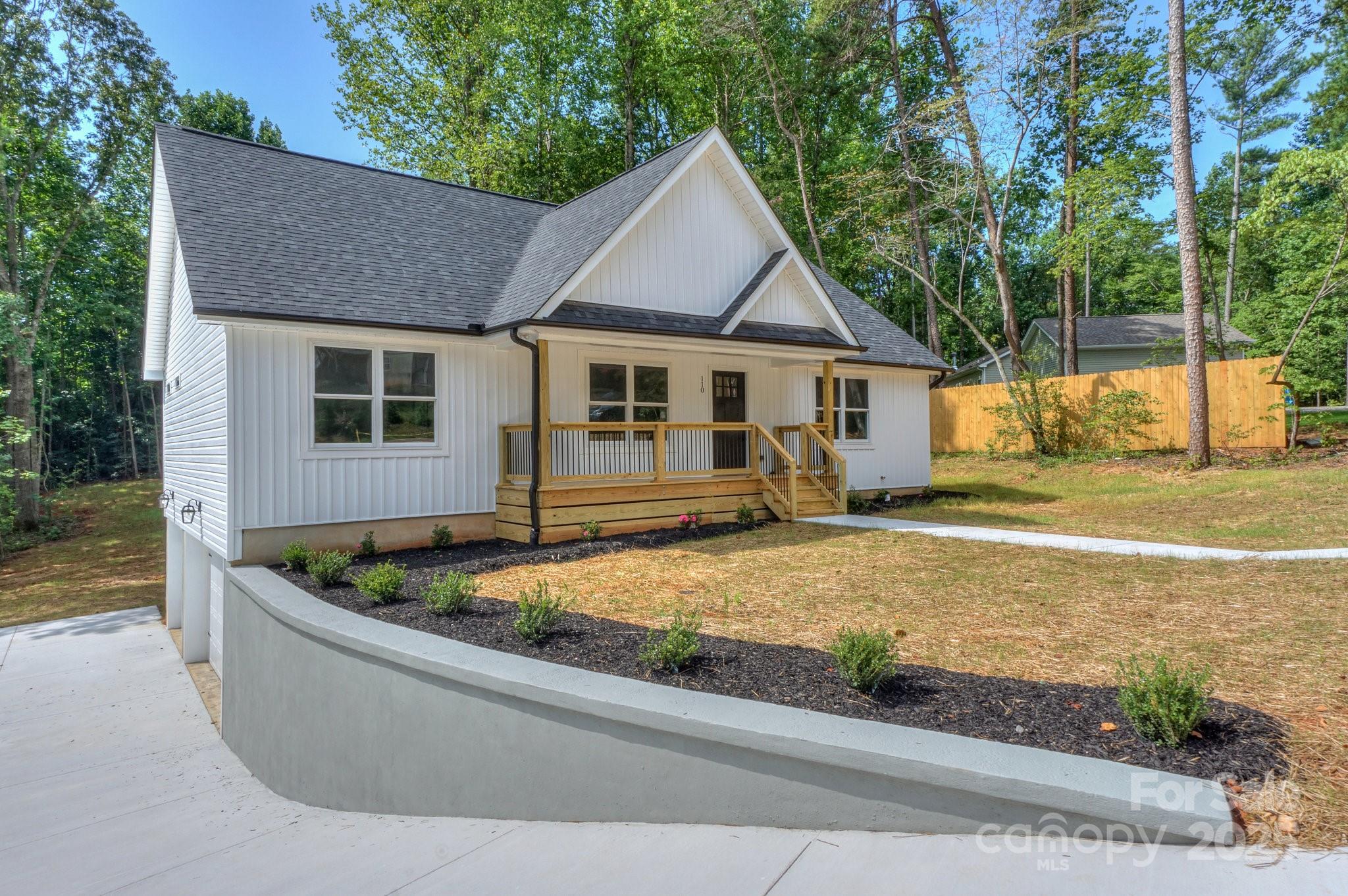 110 S Yadkin River Road