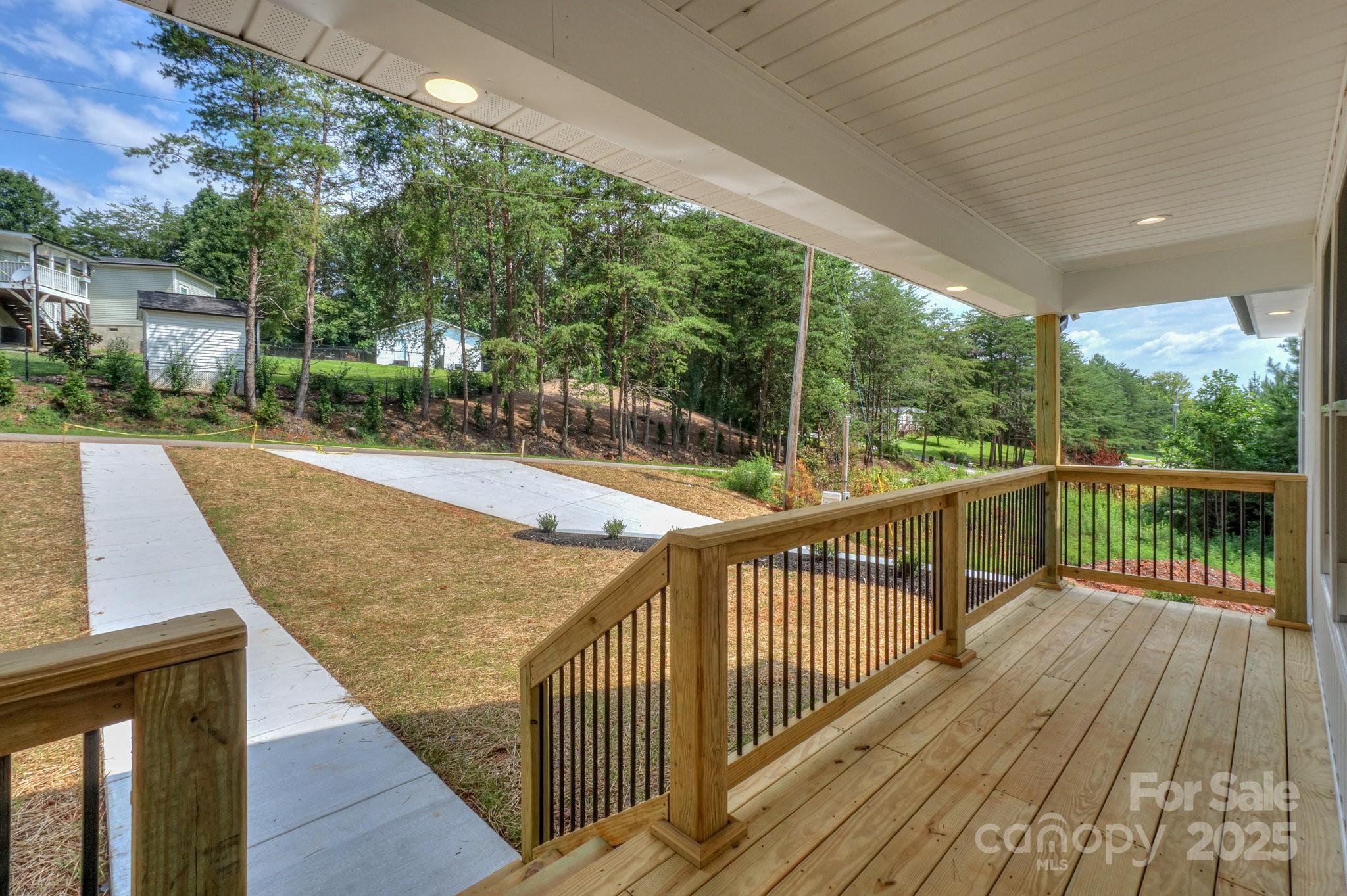 110 S Yadkin River Road