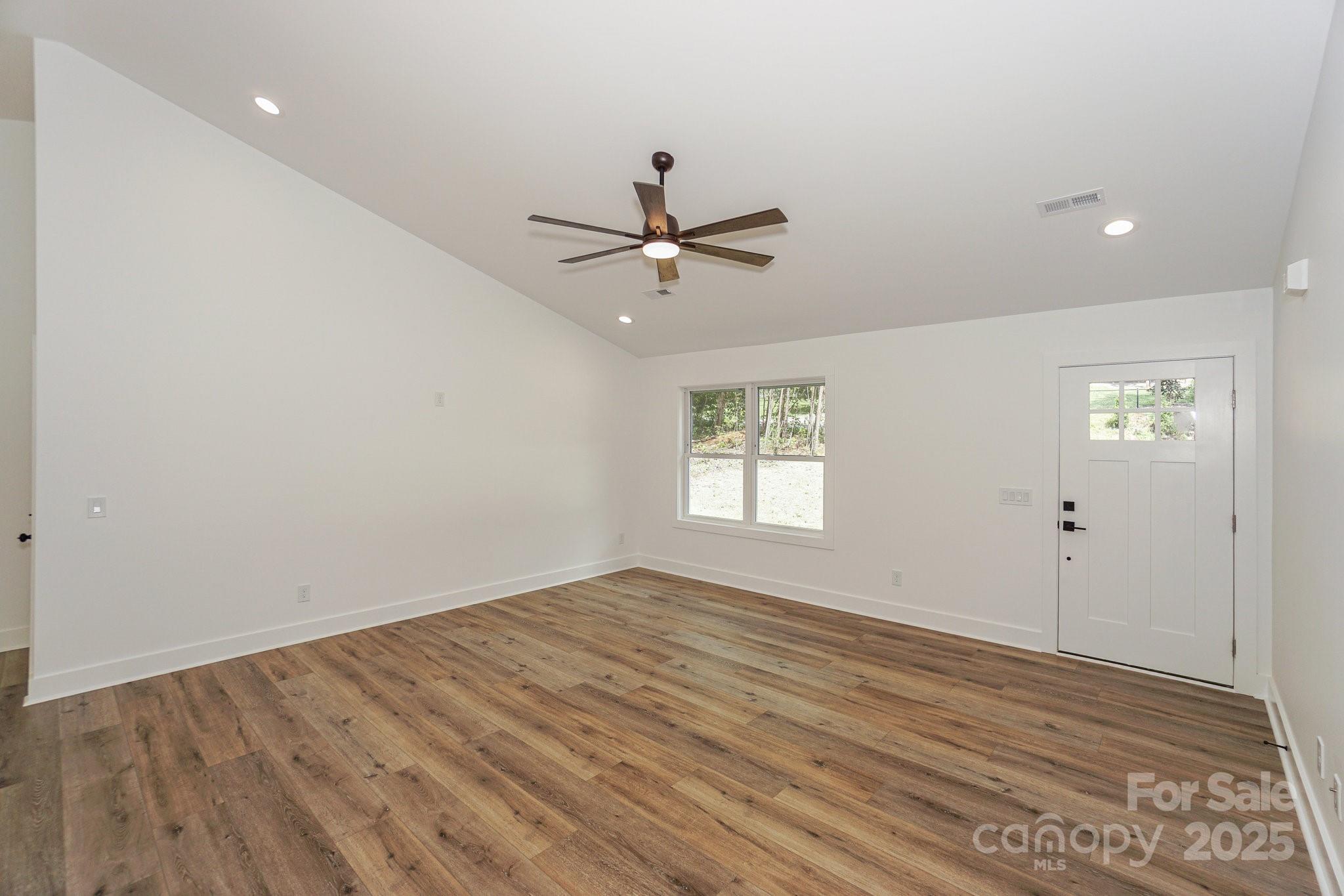 110 S Yadkin River Road