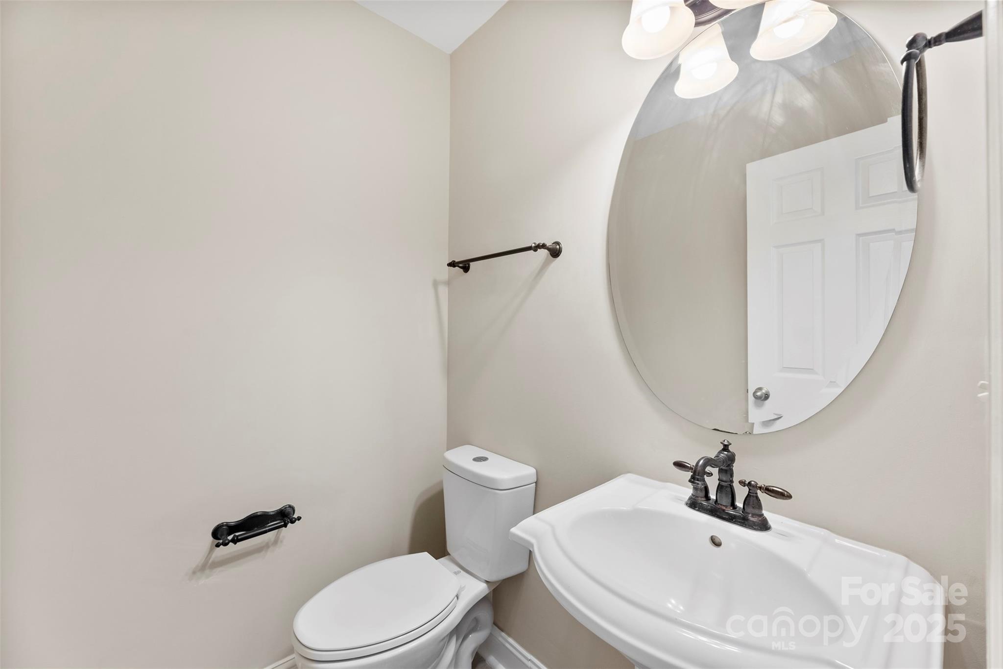 107 Ameena Chase Trail