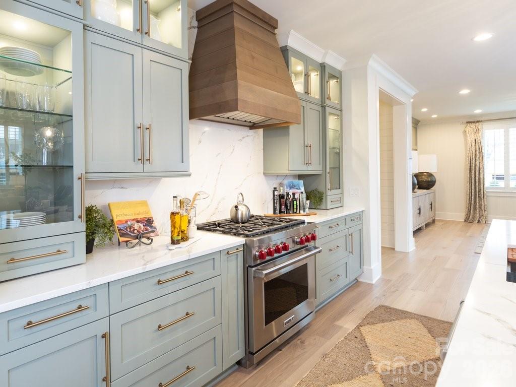 110 Willow View Loop