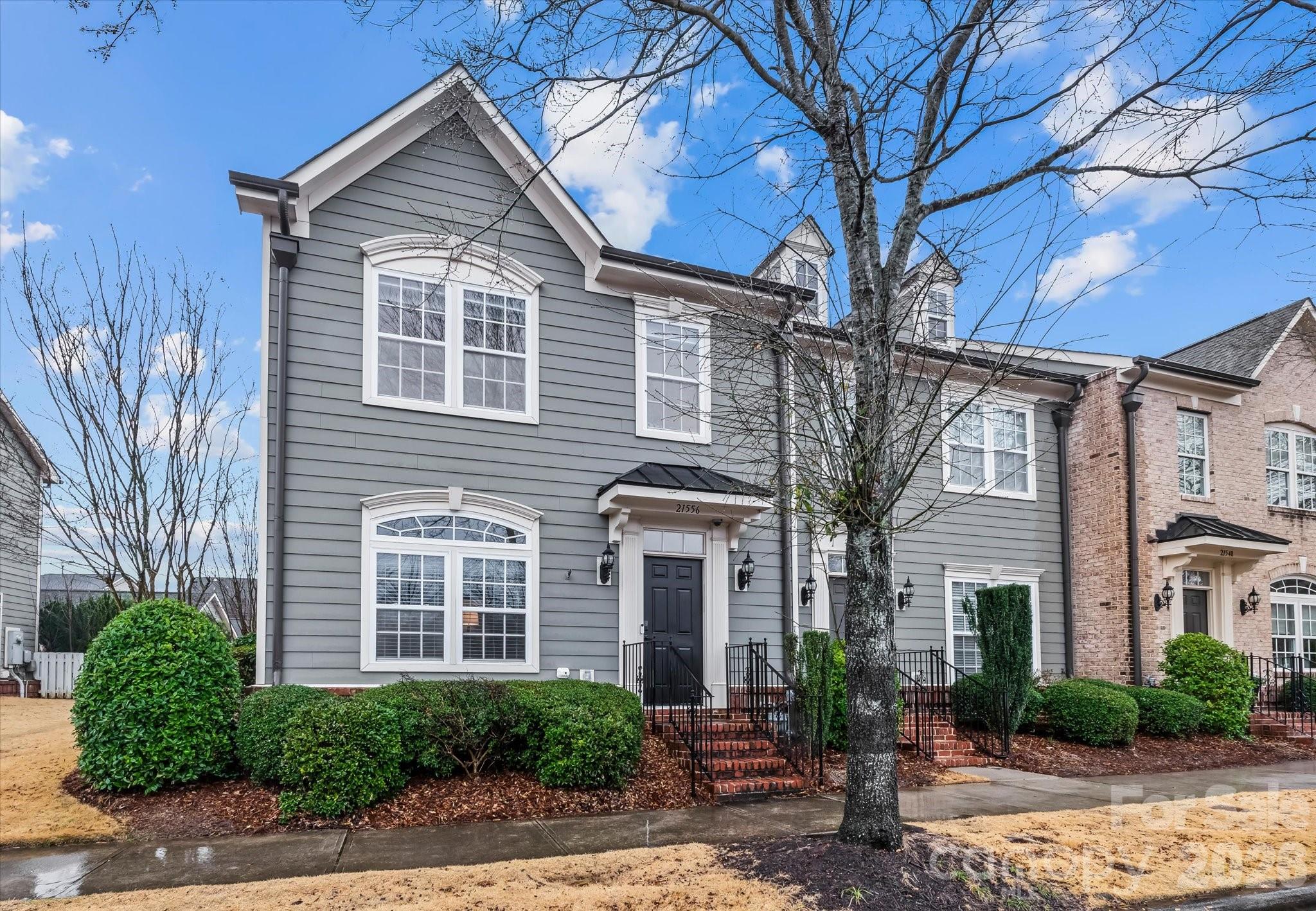 21556 Old Canal Street