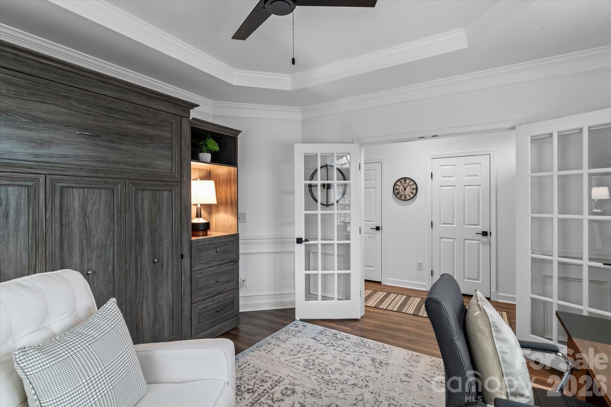 21556 Old Canal Street