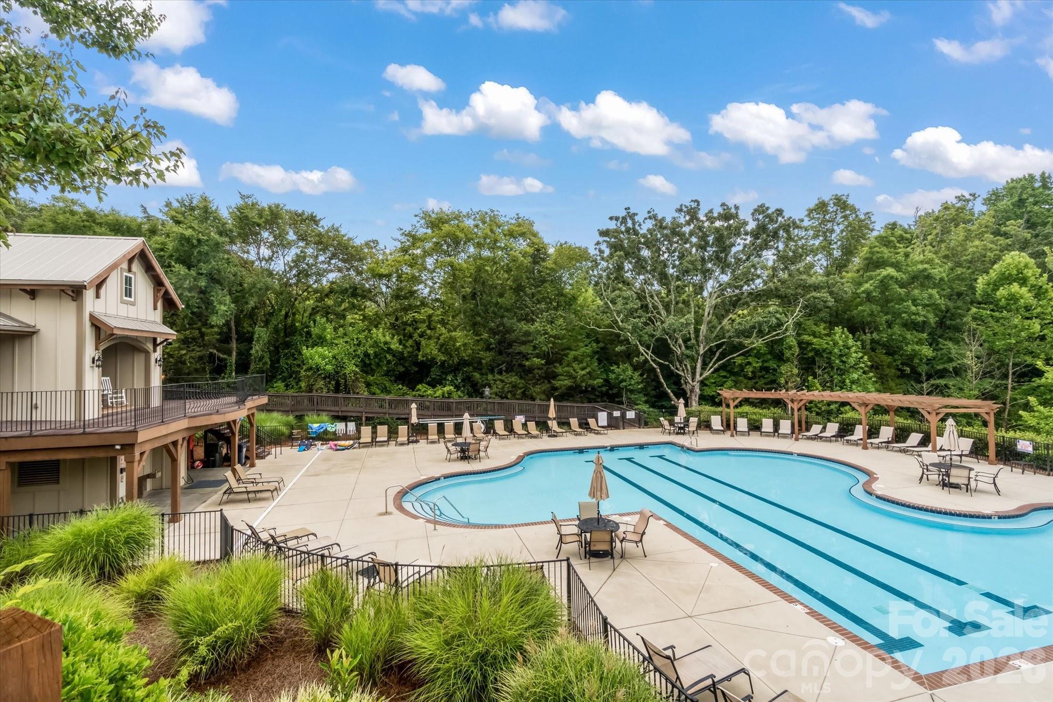 21556 Old Canal Street