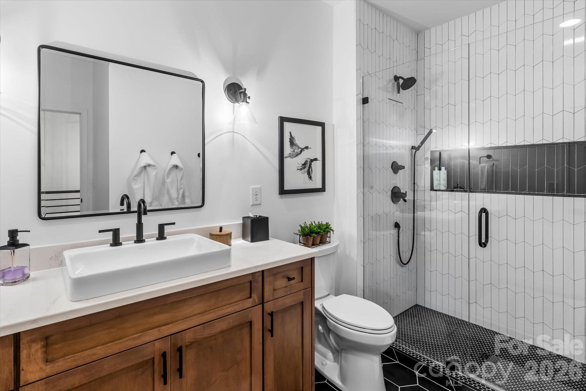 21556 Old Canal Street