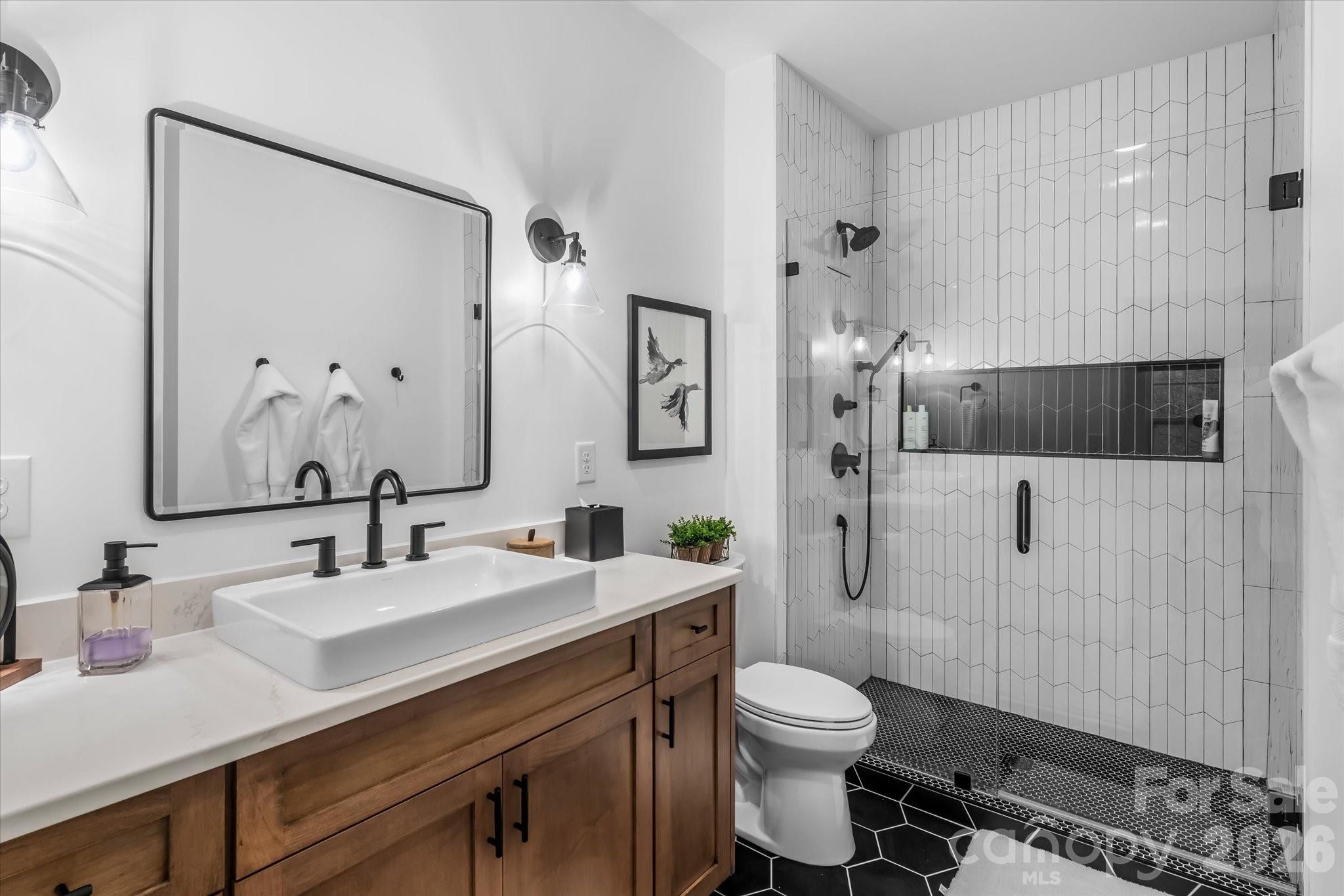 21556 Old Canal Street