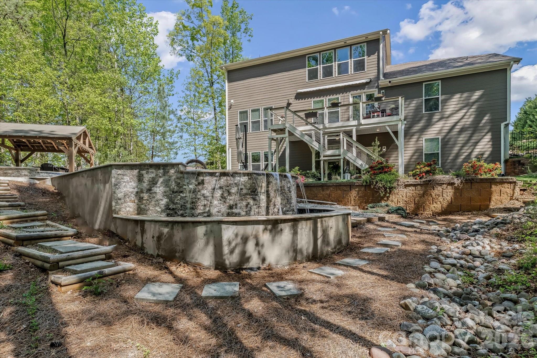 111 Abbeville Lane