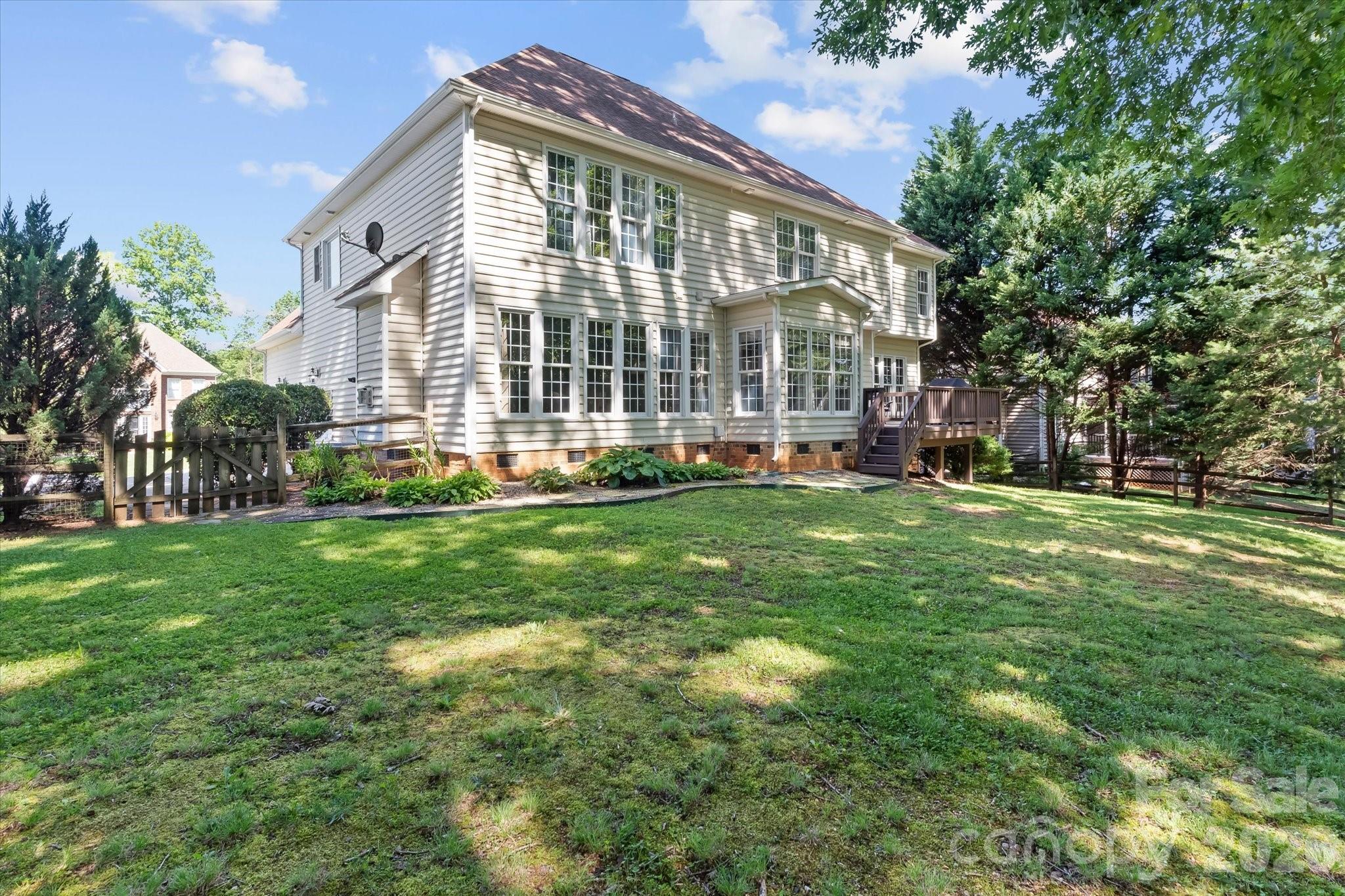 228 Forest Walk Way