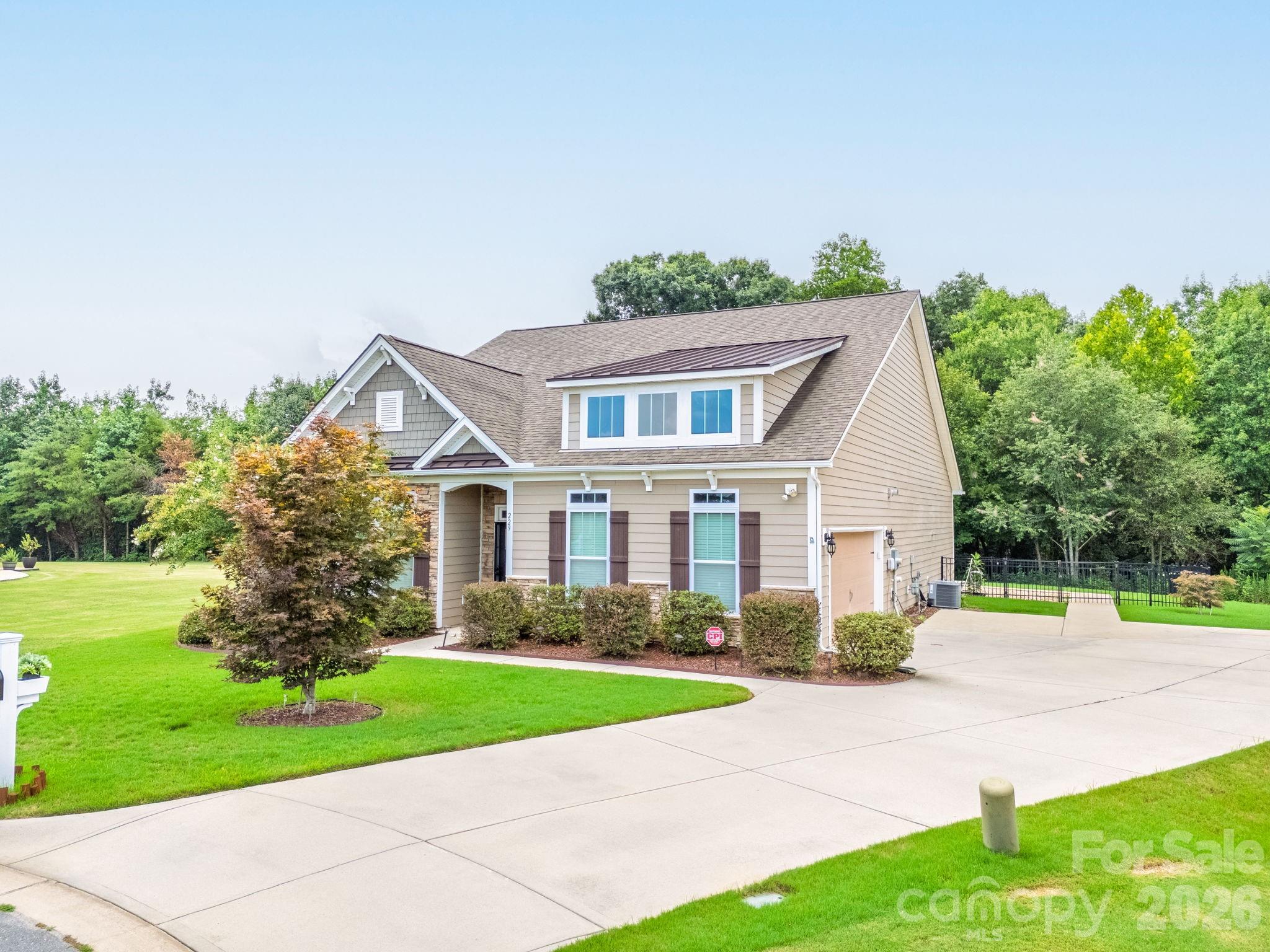 229 Hunters Hill Drive