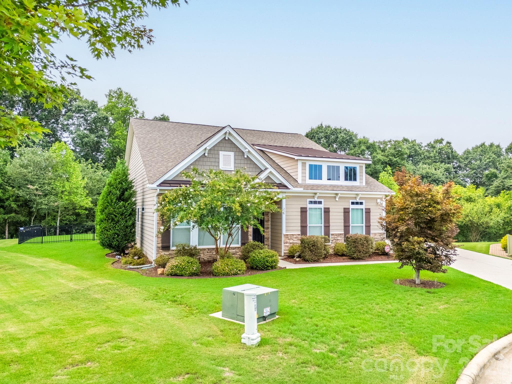229 Hunters Hill Drive