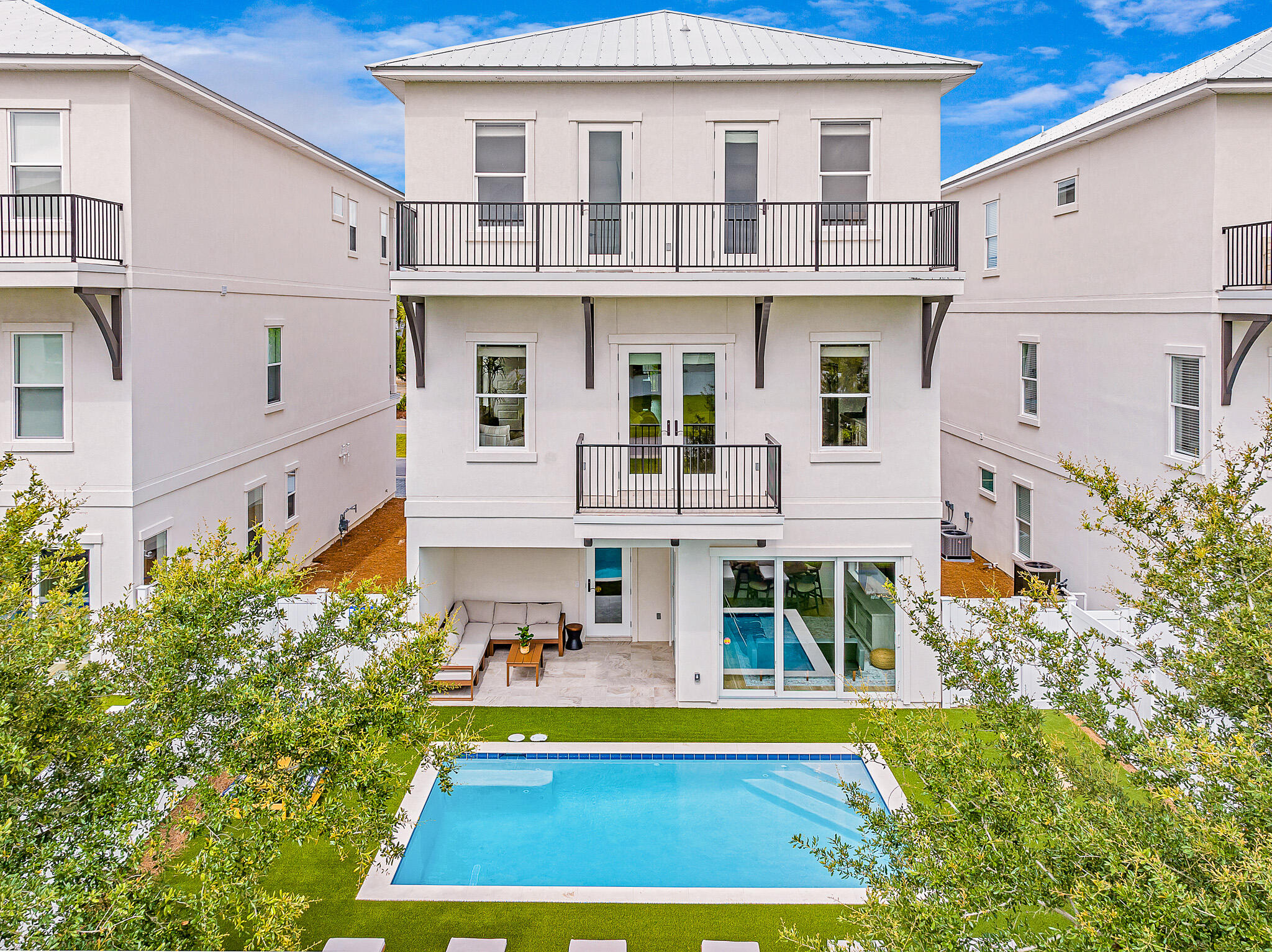 17 Boswells Court