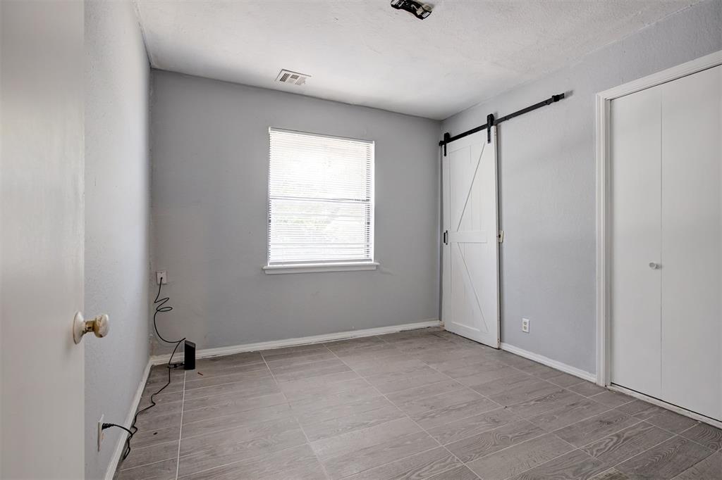 245 NW 80th Corner