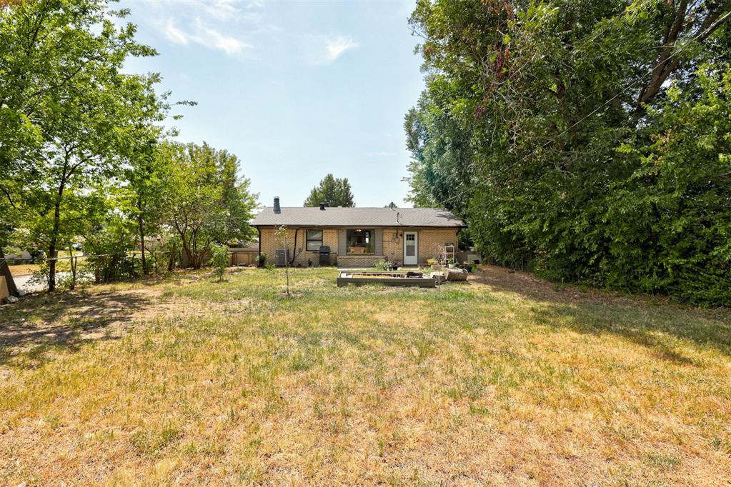 245 NW 80th Corner