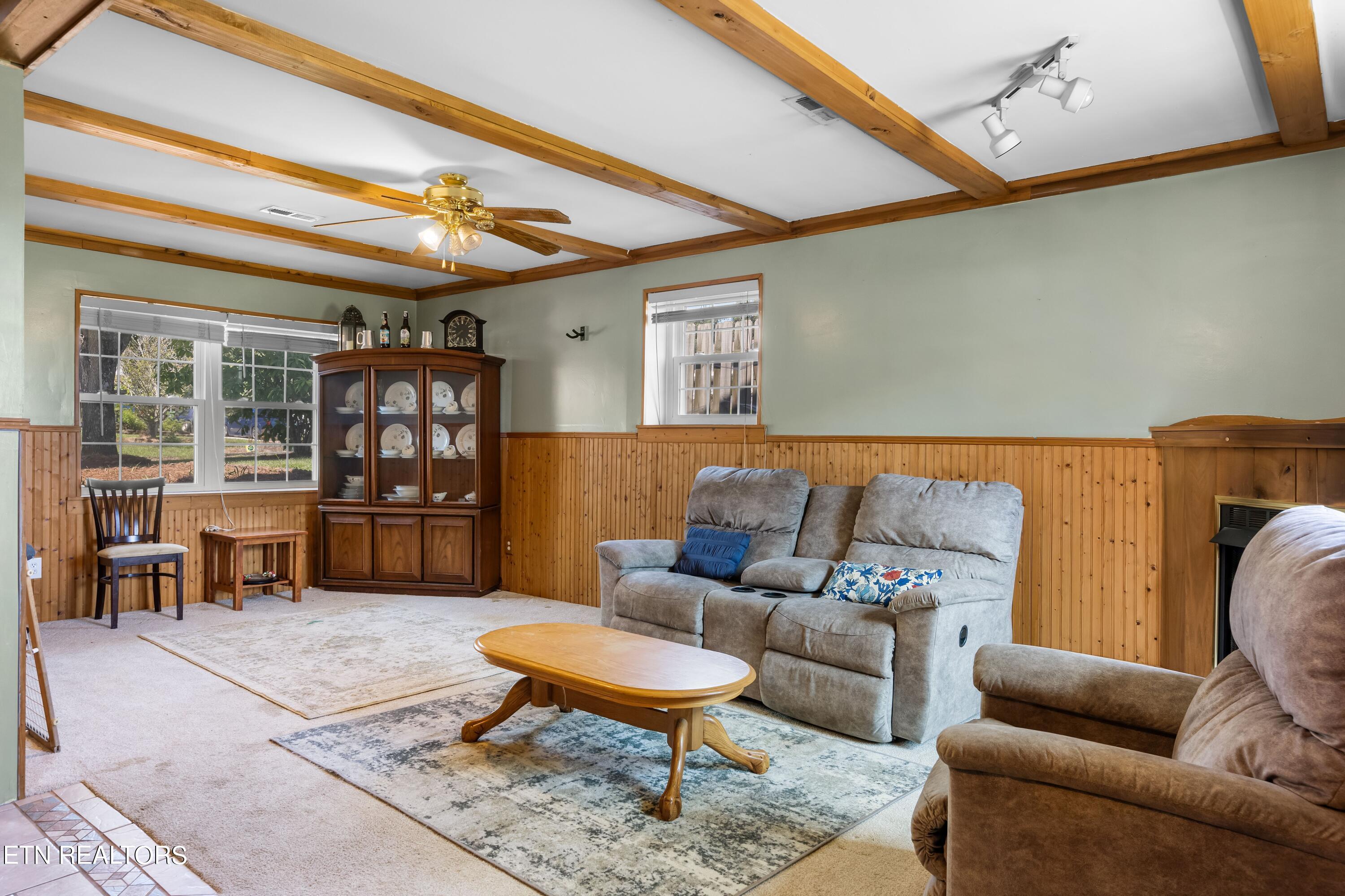6844 Rambling Brooks Lane