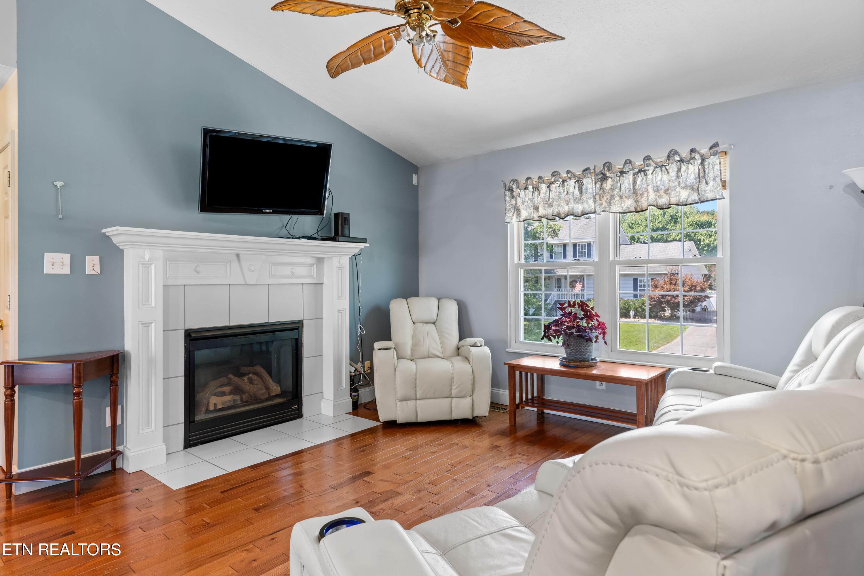 6844 Rambling Brooks Lane