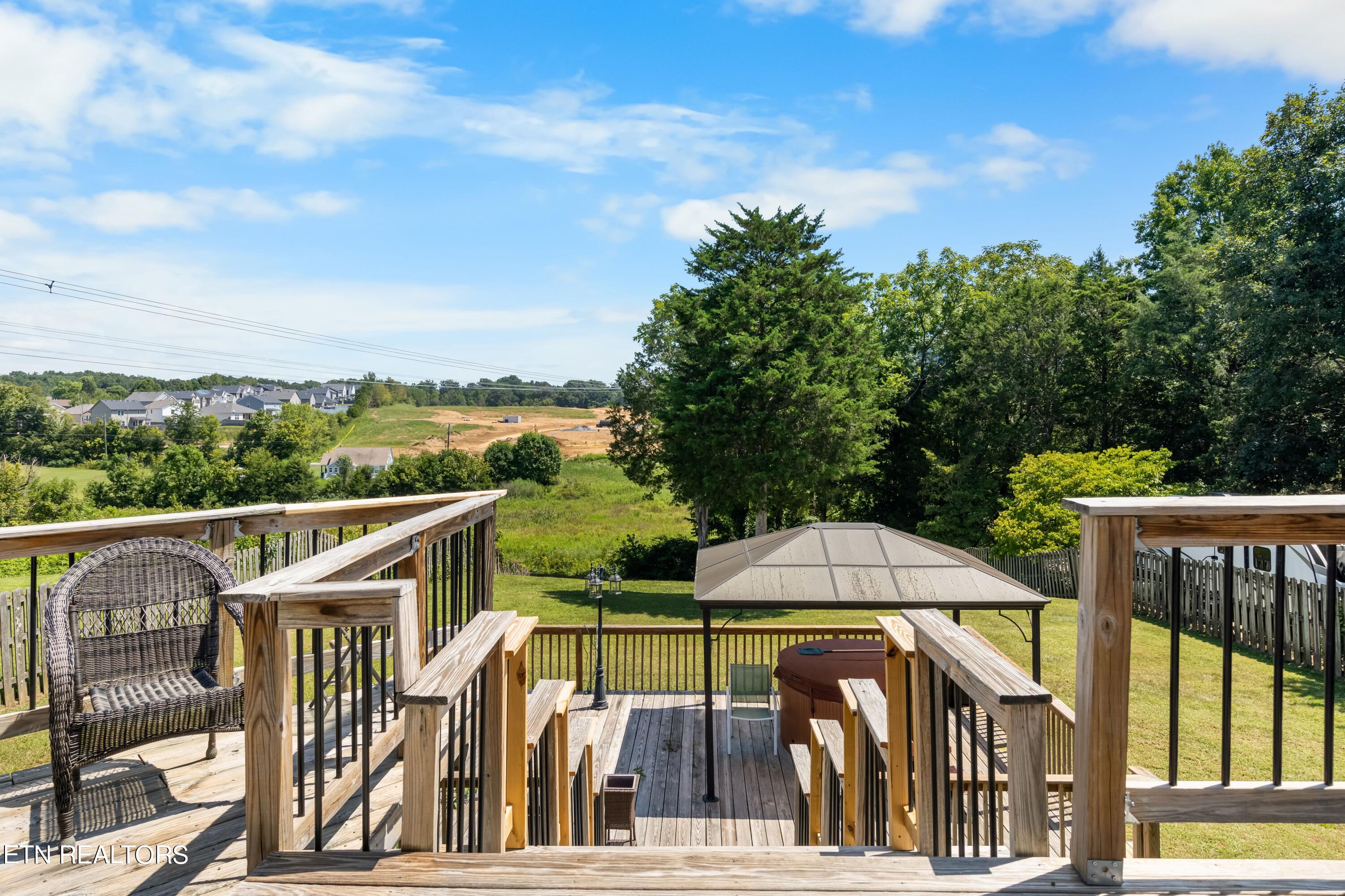 6844 Rambling Brooks Lane
