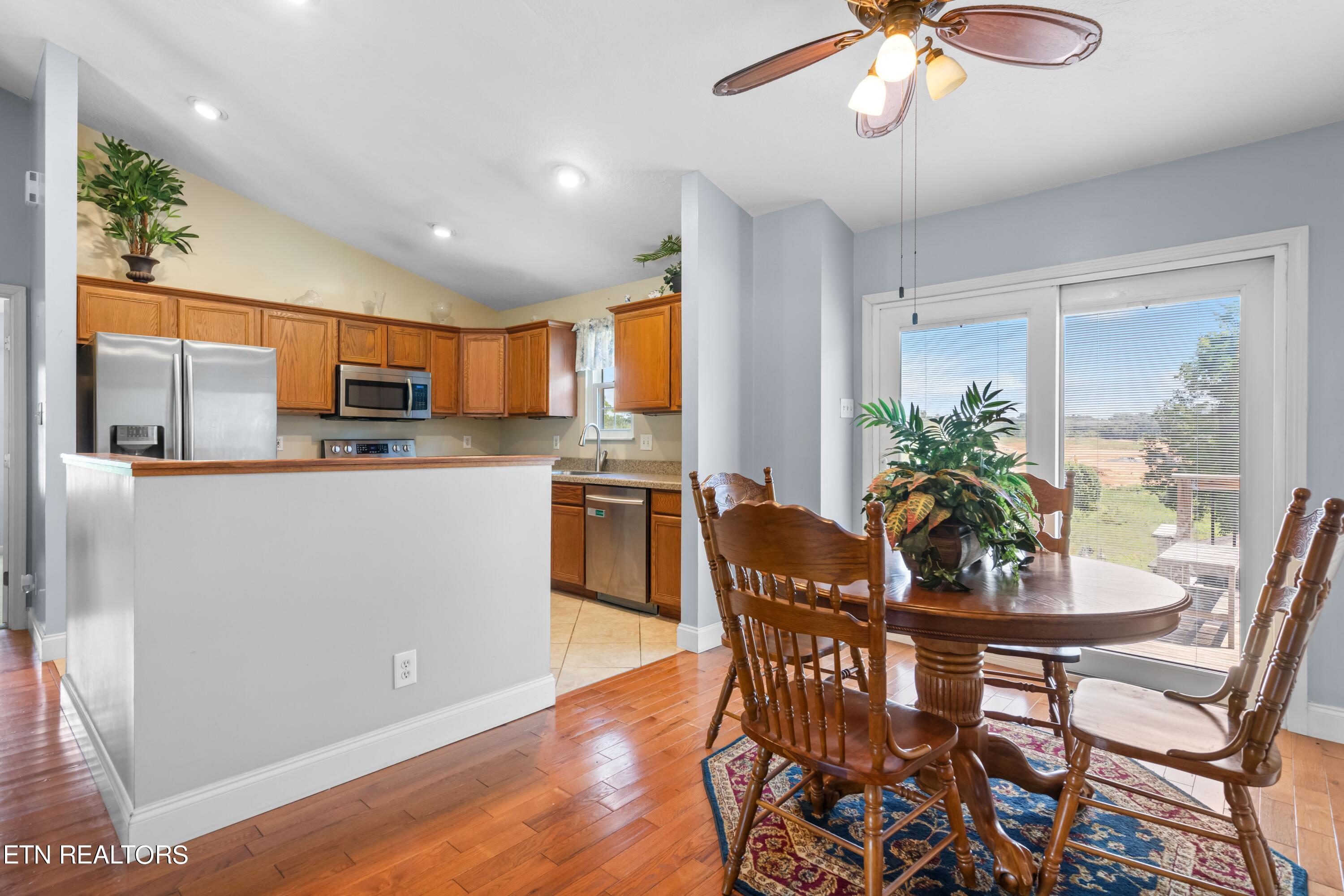 6844 Rambling Brooks Lane