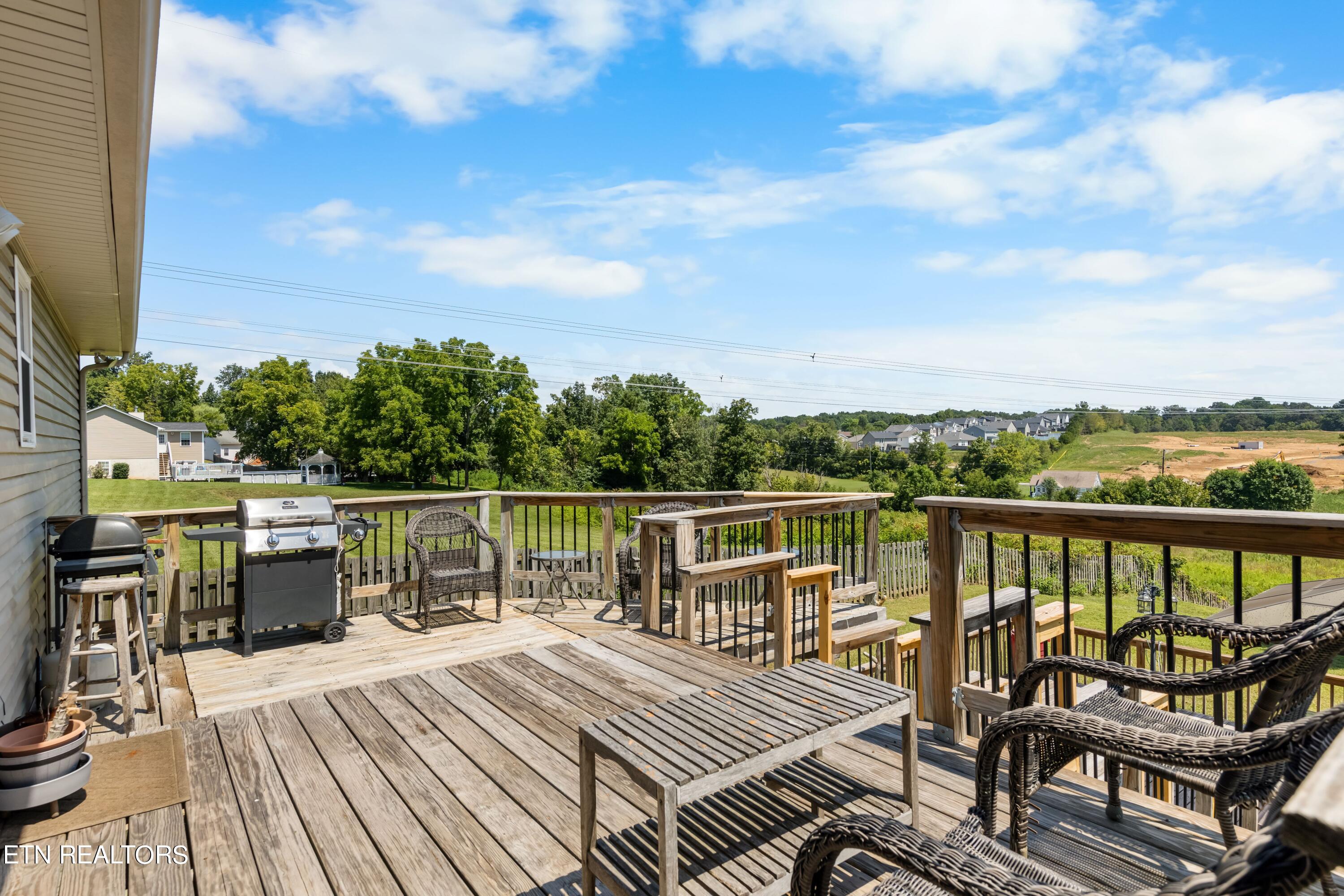 6844 Rambling Brooks Lane