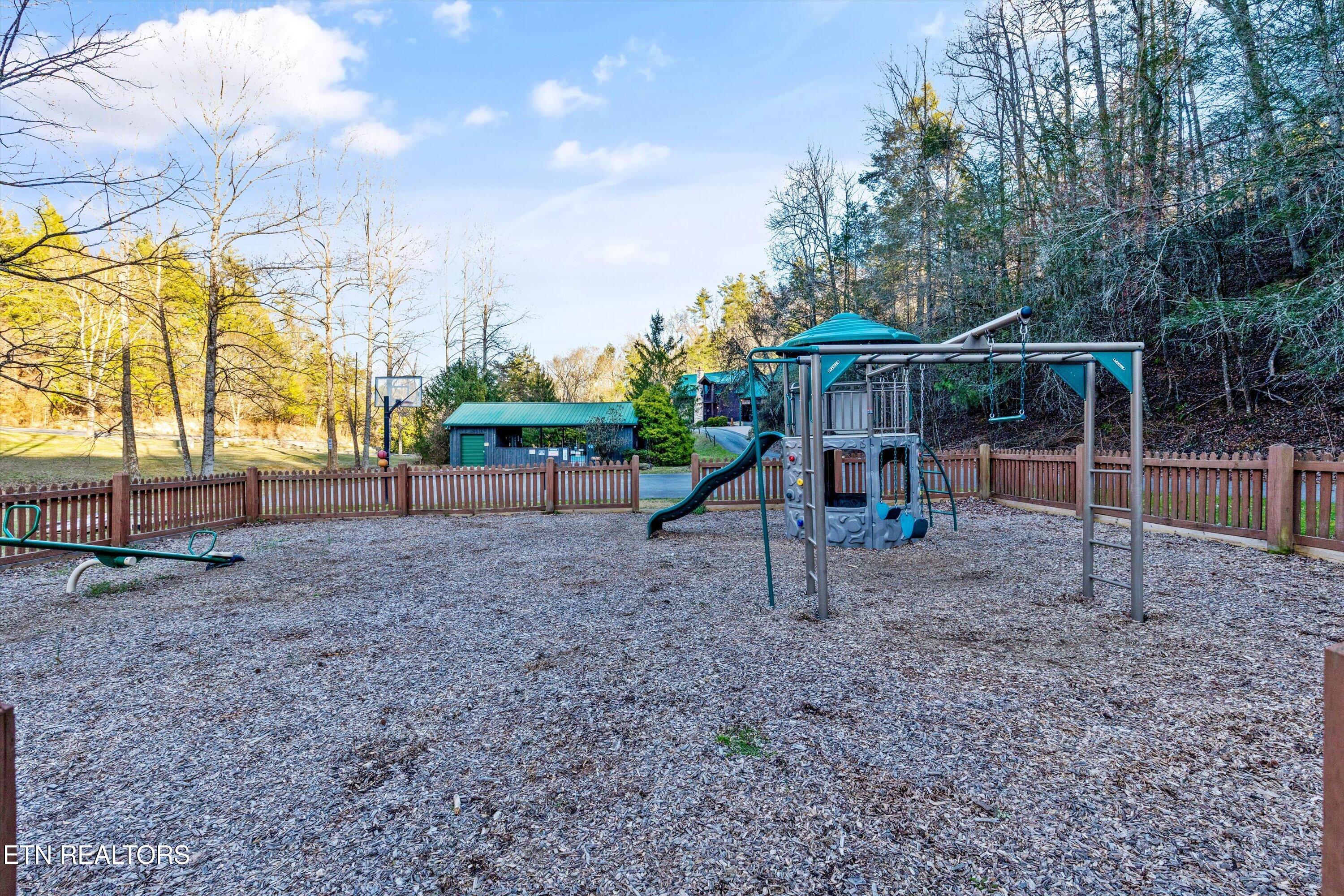 2436 Smoky Vista Way
