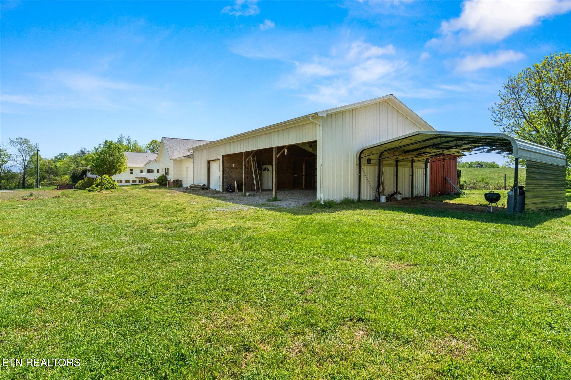 120 Graves Vance Rd