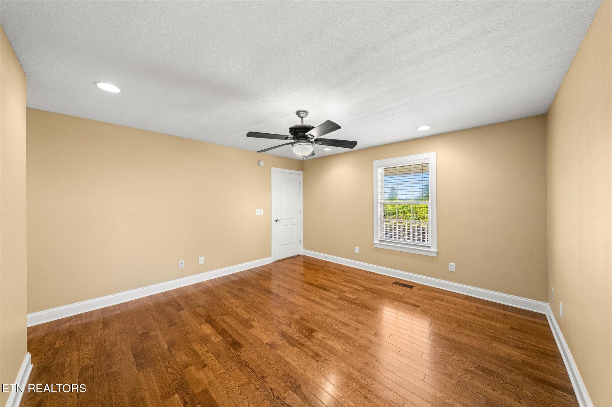 120 Graves Vance Rd