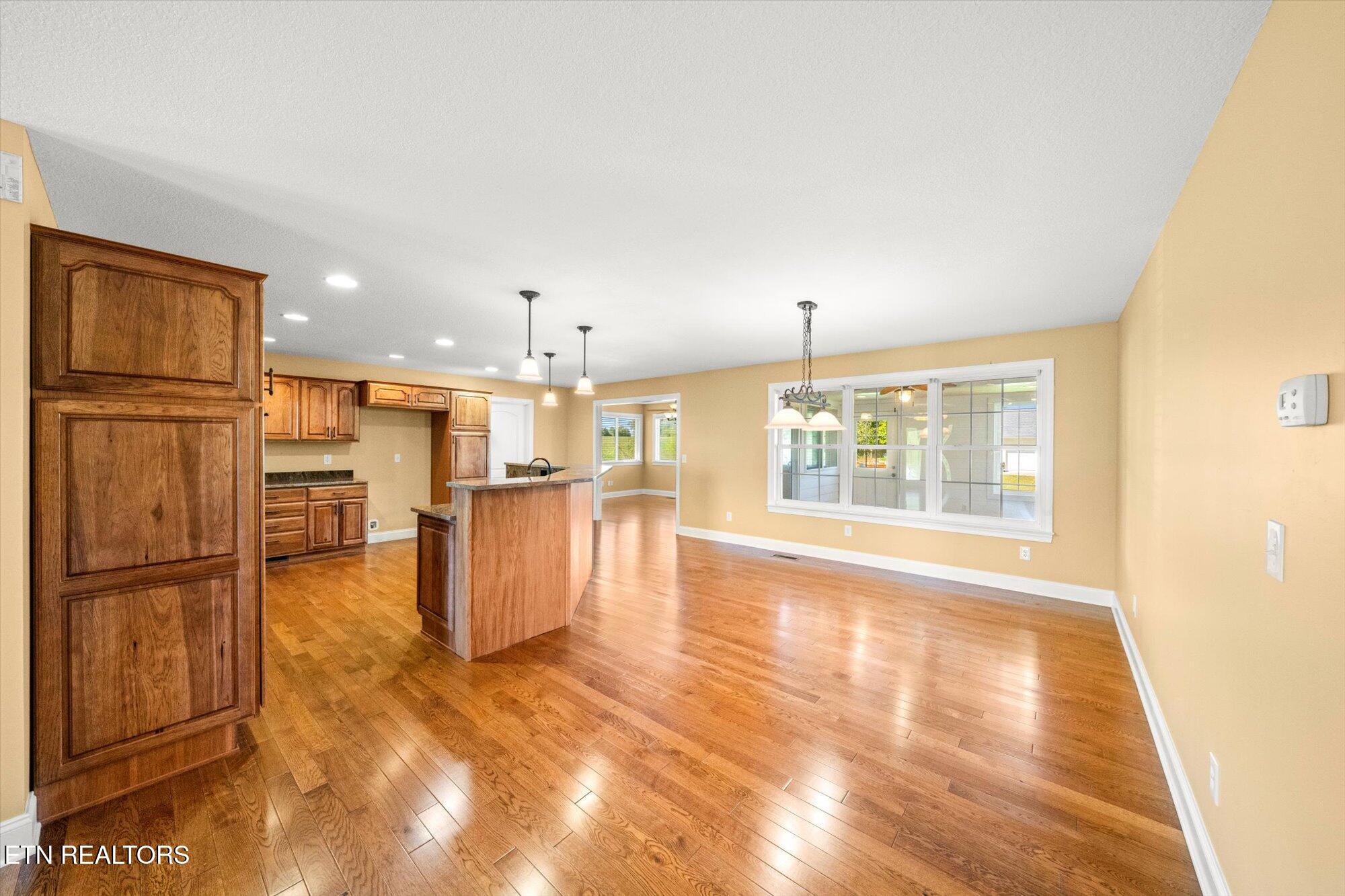 120 Graves Vance Rd