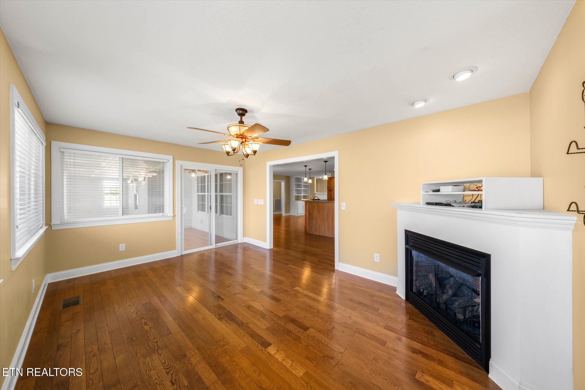 120 Graves Vance Rd