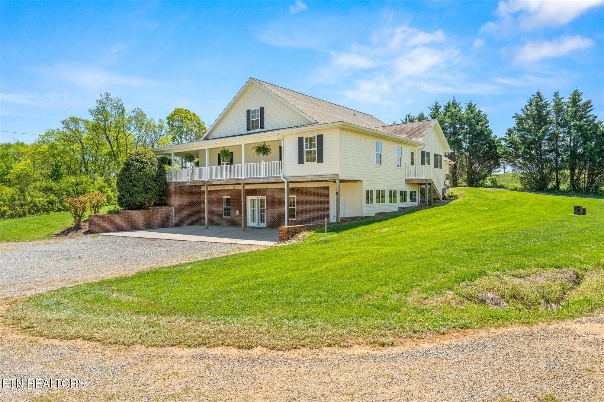 120 Graves Vance Rd