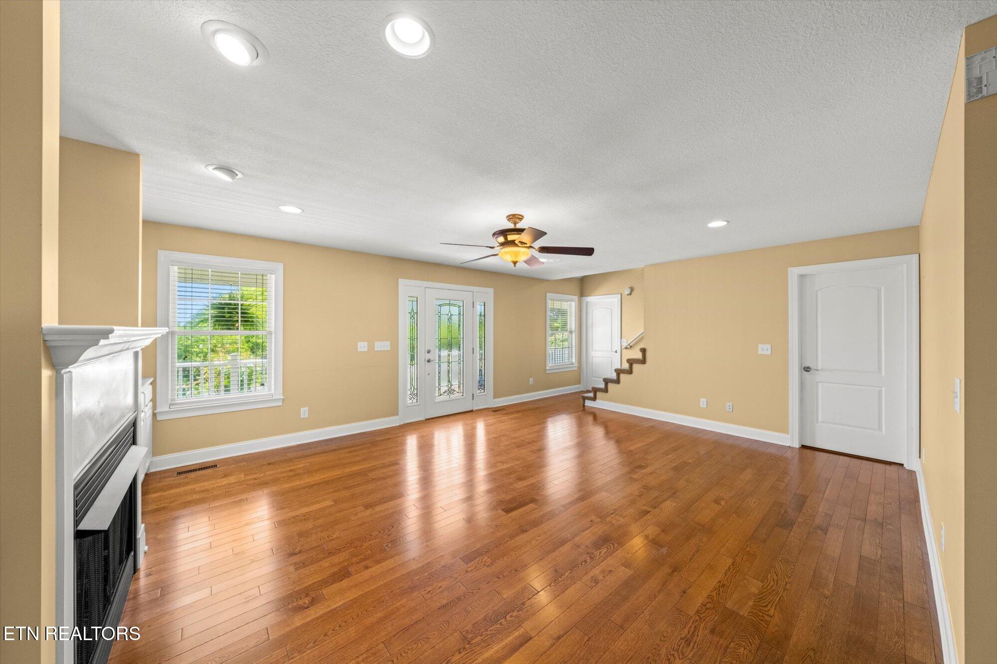 120 Graves Vance Rd