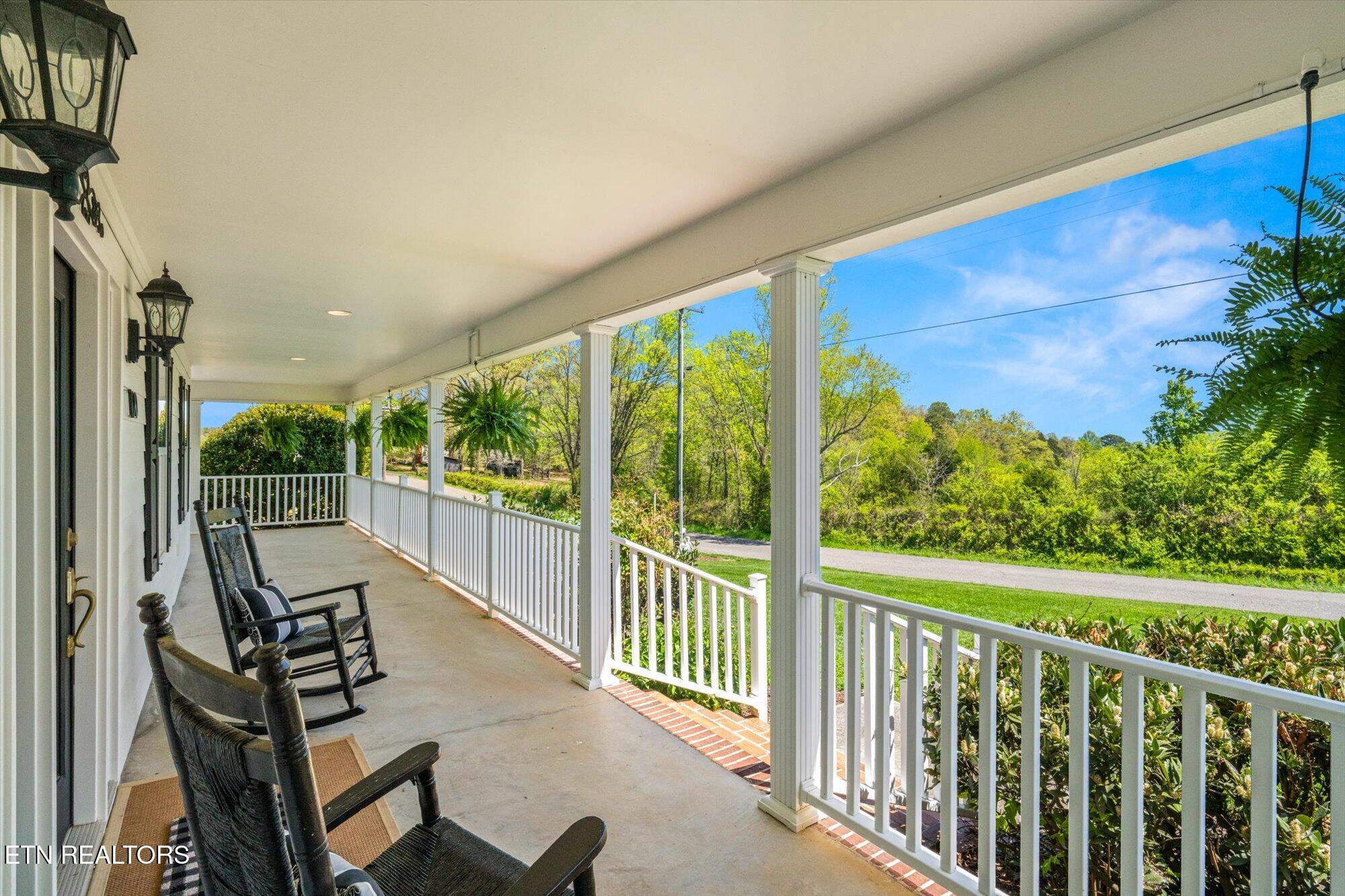 120 Graves Vance Rd