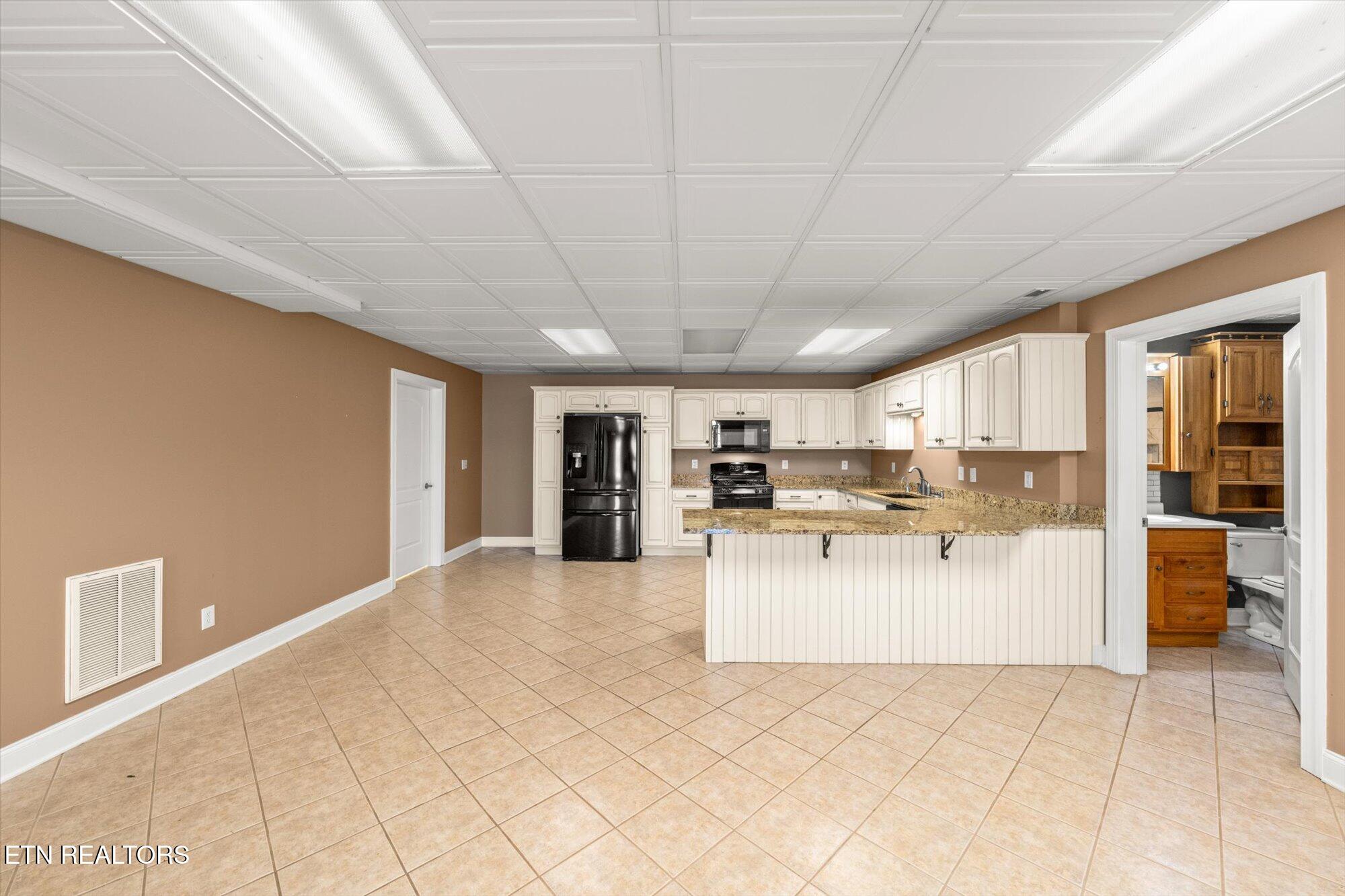 120 Graves Vance Rd