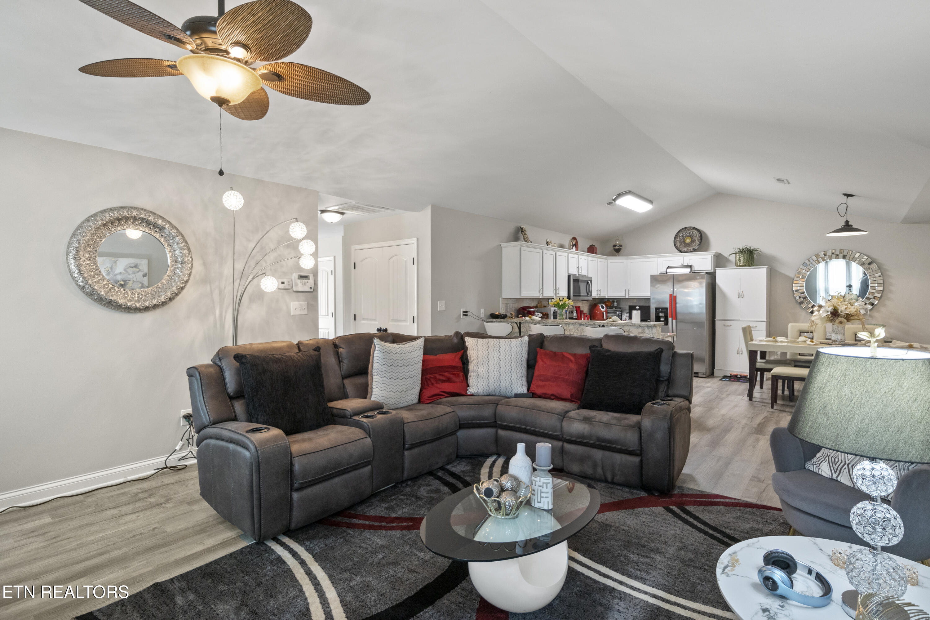 744 Spring Park Rd