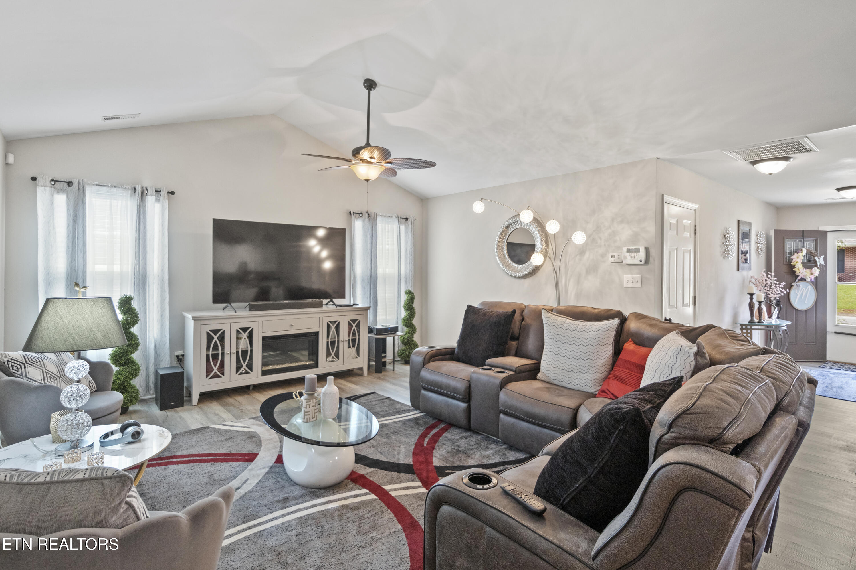 744 Spring Park Rd