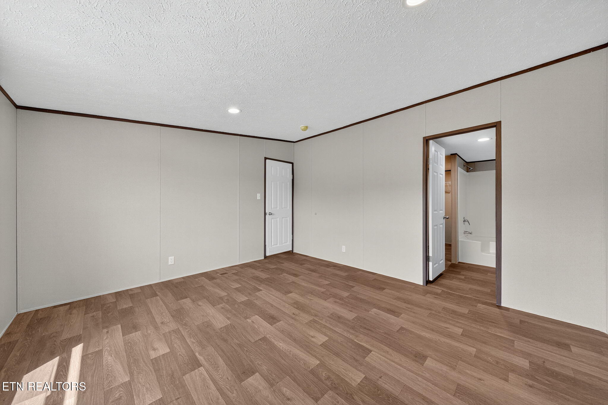 621 Lower Rockwood Rd